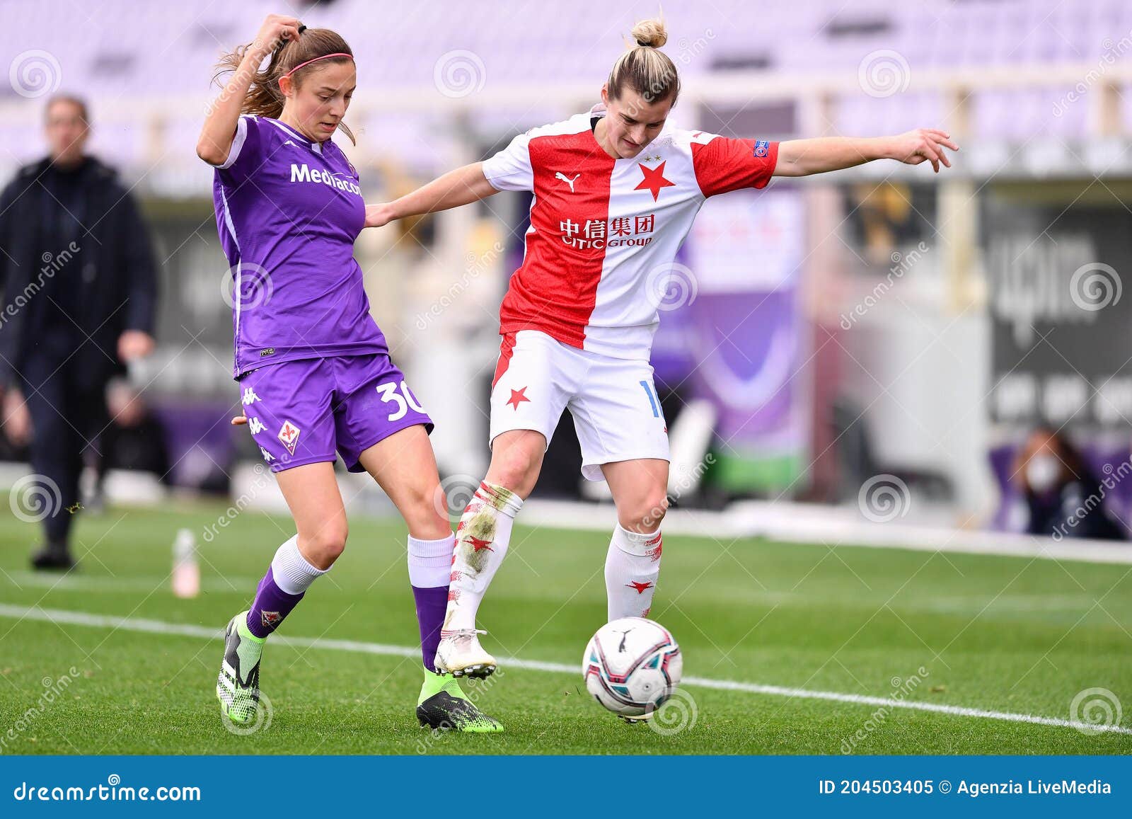 Fiorentina Femminile Vs Slavia Praga Imagem Editorial - Imagem de mulheres,  fotografia: 204503405