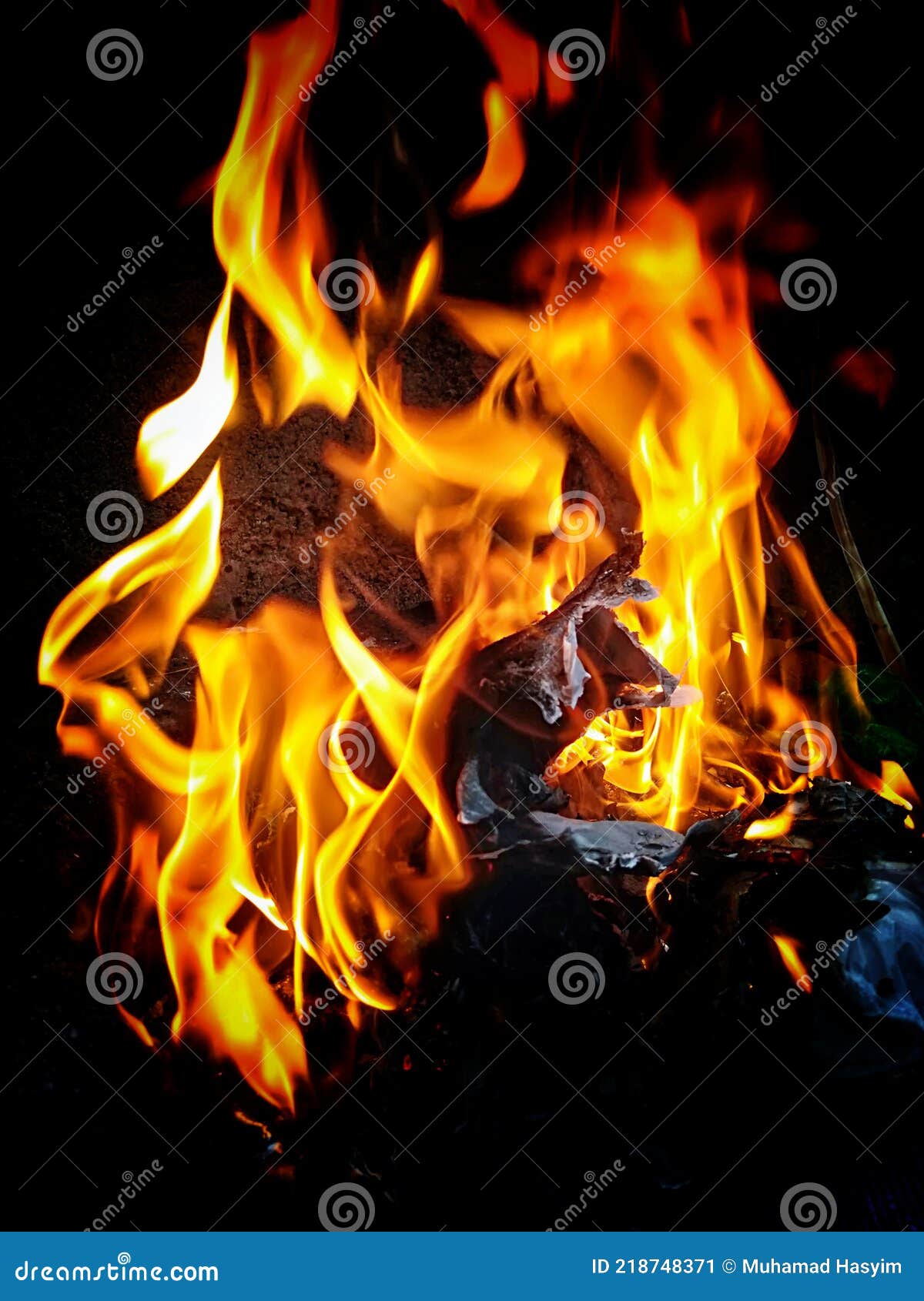 Fire burns everything. stock image. Image of burns, hell 218748371