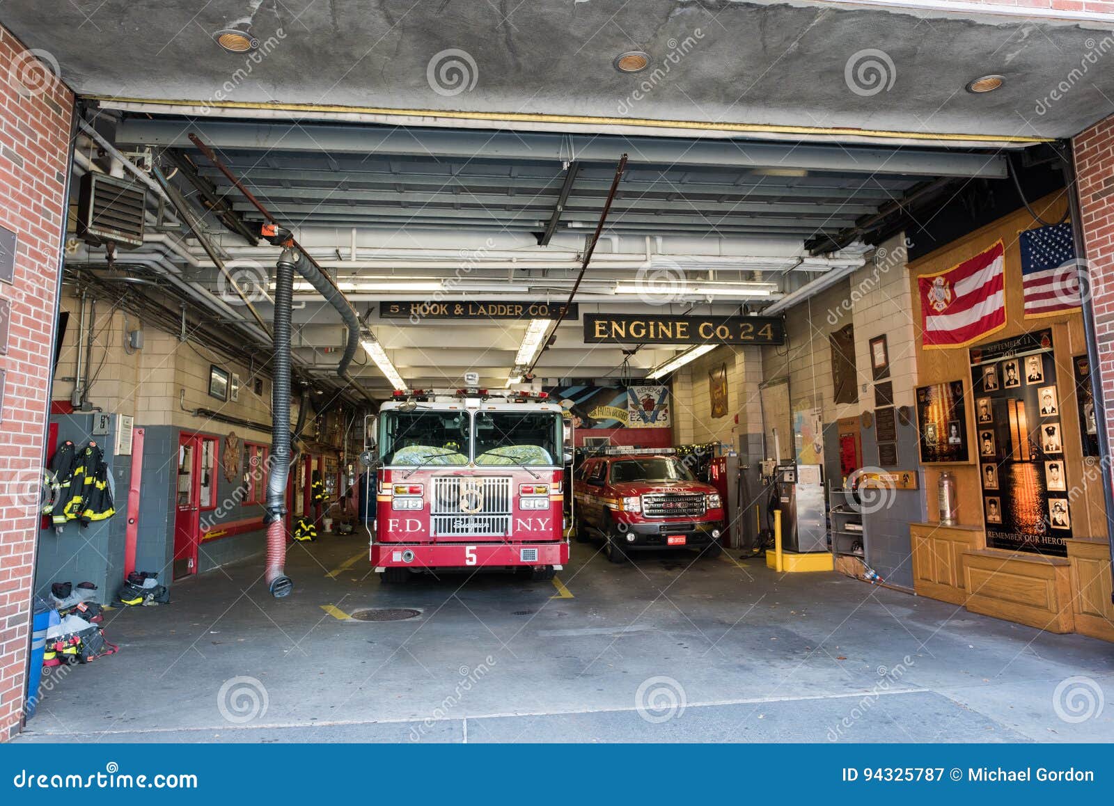 visit fire station new york