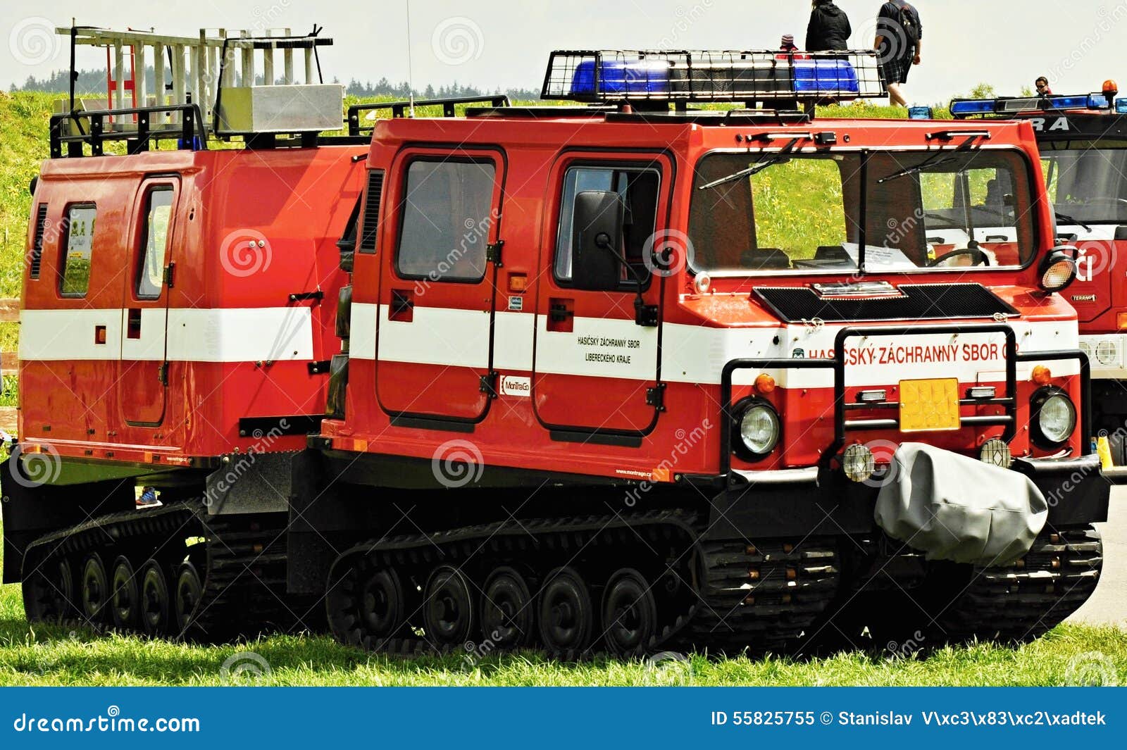 Firefighters Firefighting Vehicles Editorial Image Image of burning