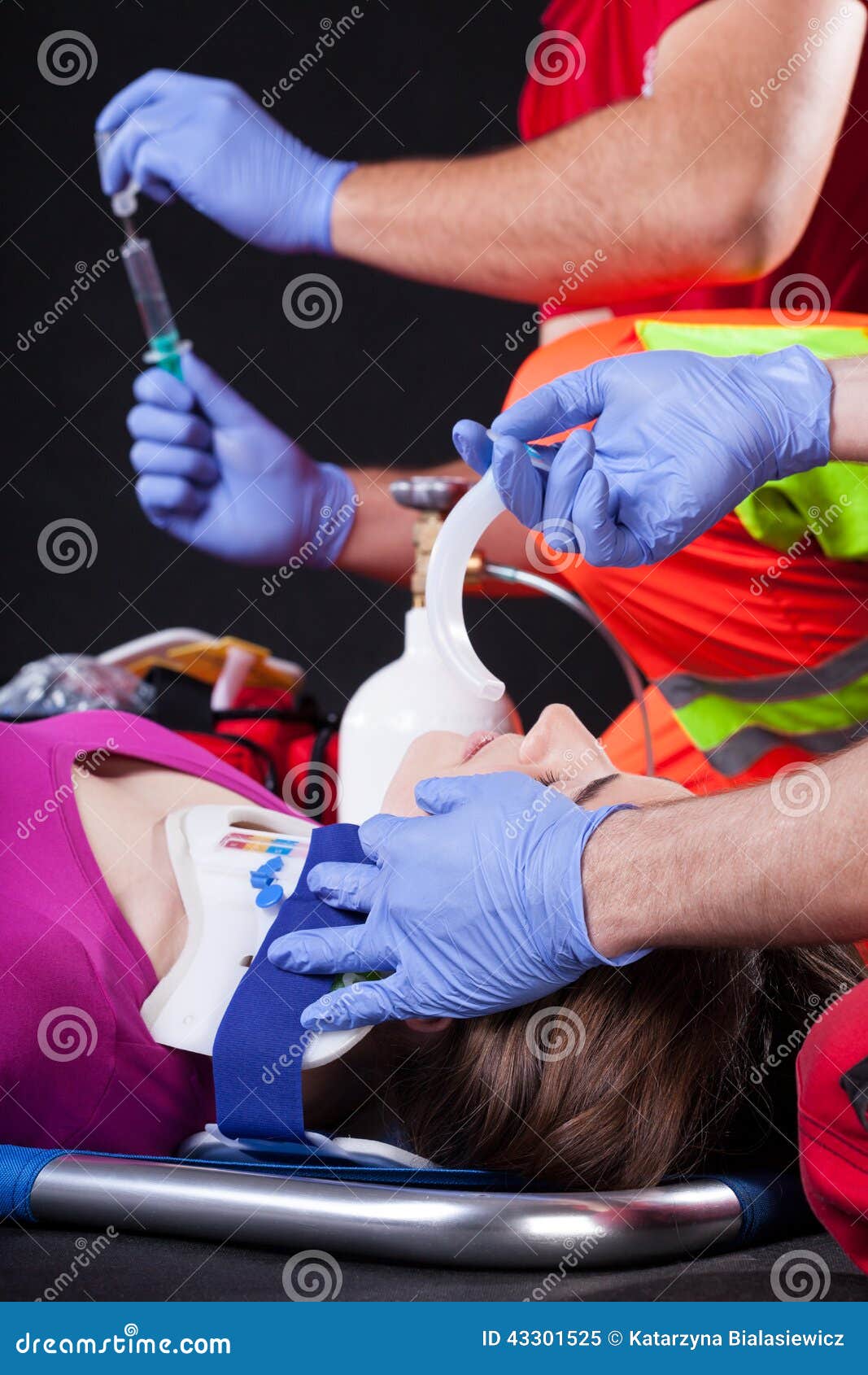 First aid after accident stock image. Image of emergency 43301525