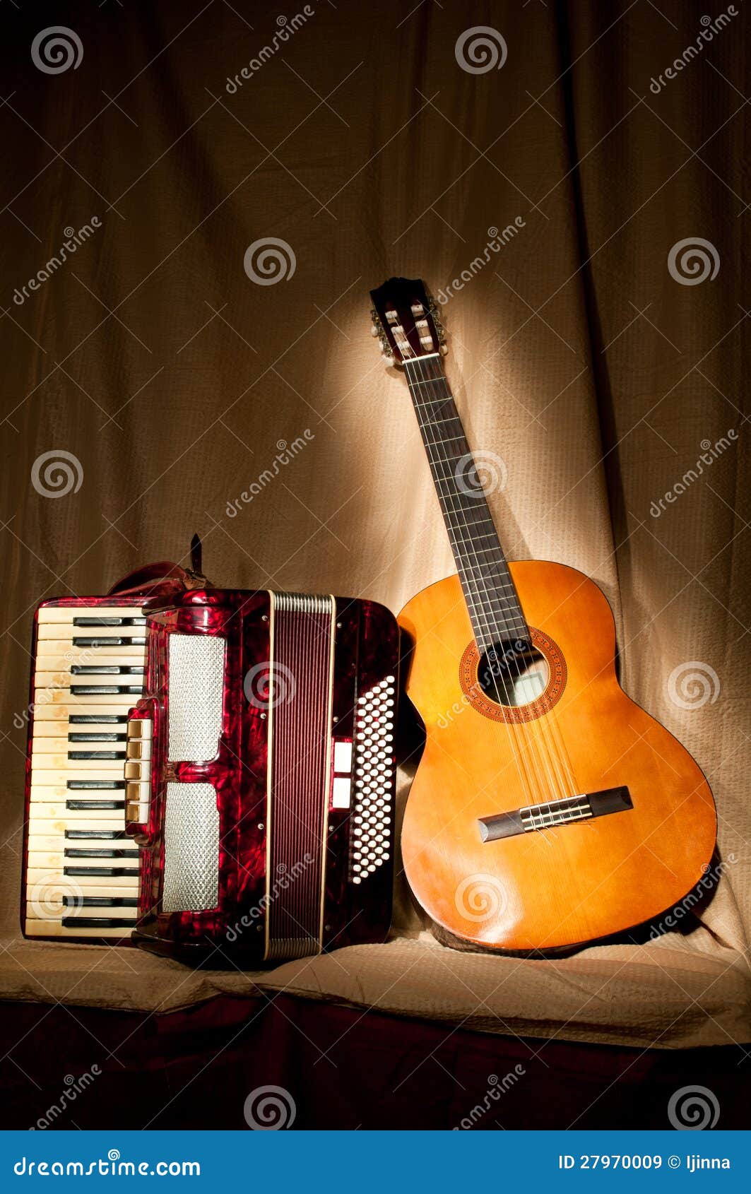 Maglietta Retrò Con Stampa Fisarmonica Stiriana - T-Shirt Per Musicisti E Appassionati - Foto 9