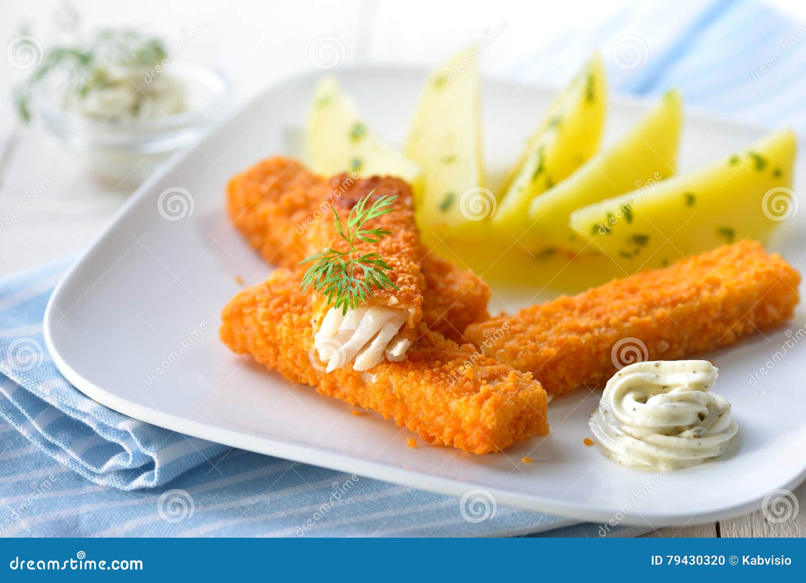 fish fingers with potatoes