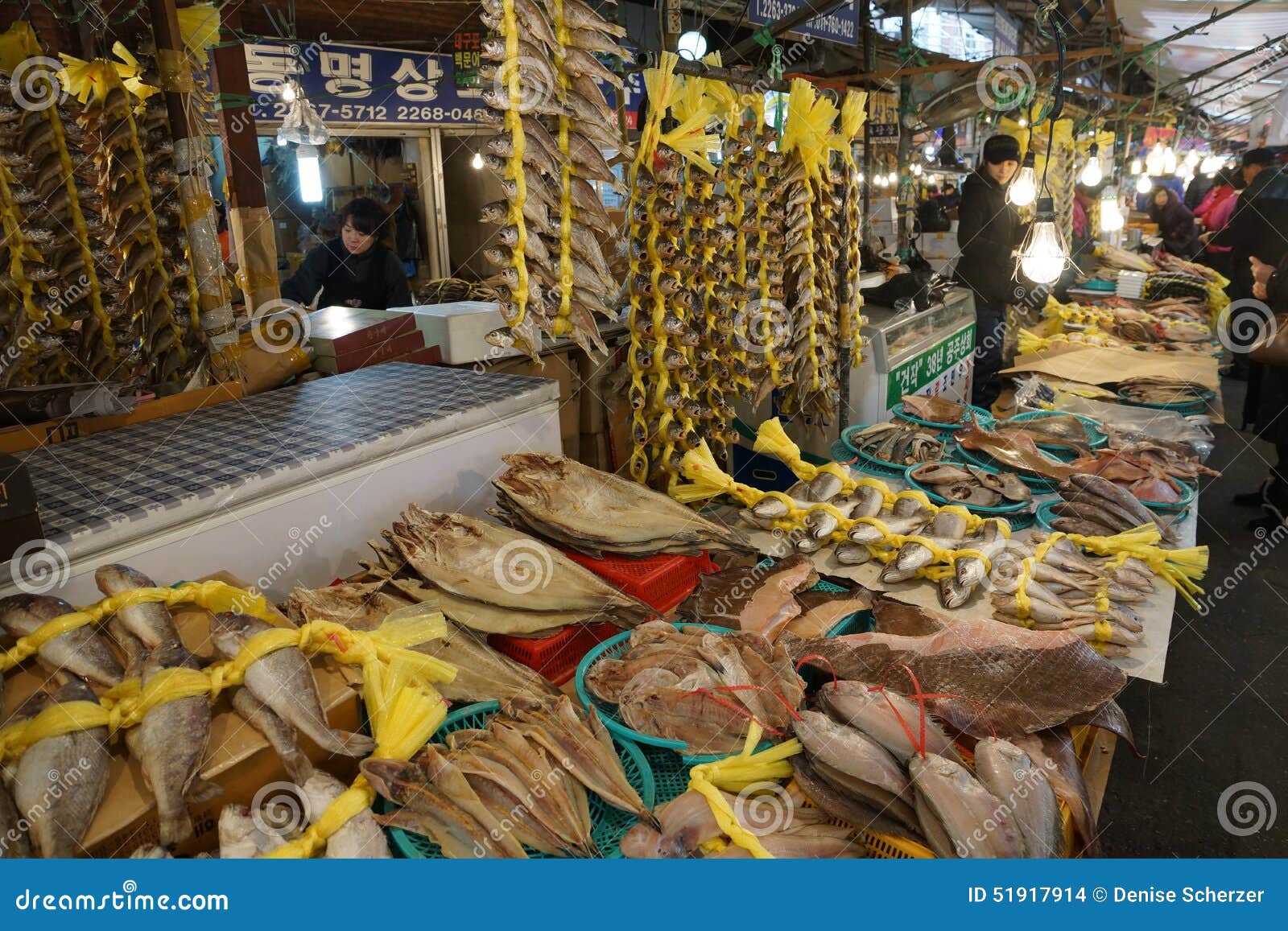 Fish market in Asia editorial stock image. Image of prepared 51917914