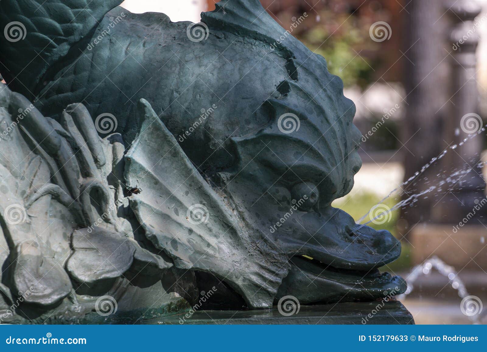 Fish statue fountain stock image. Image of metal, huelva 152179633