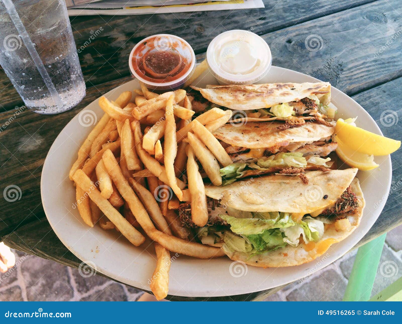 Fish tacos by the beach stock image. Image of beach, tacos 49516265