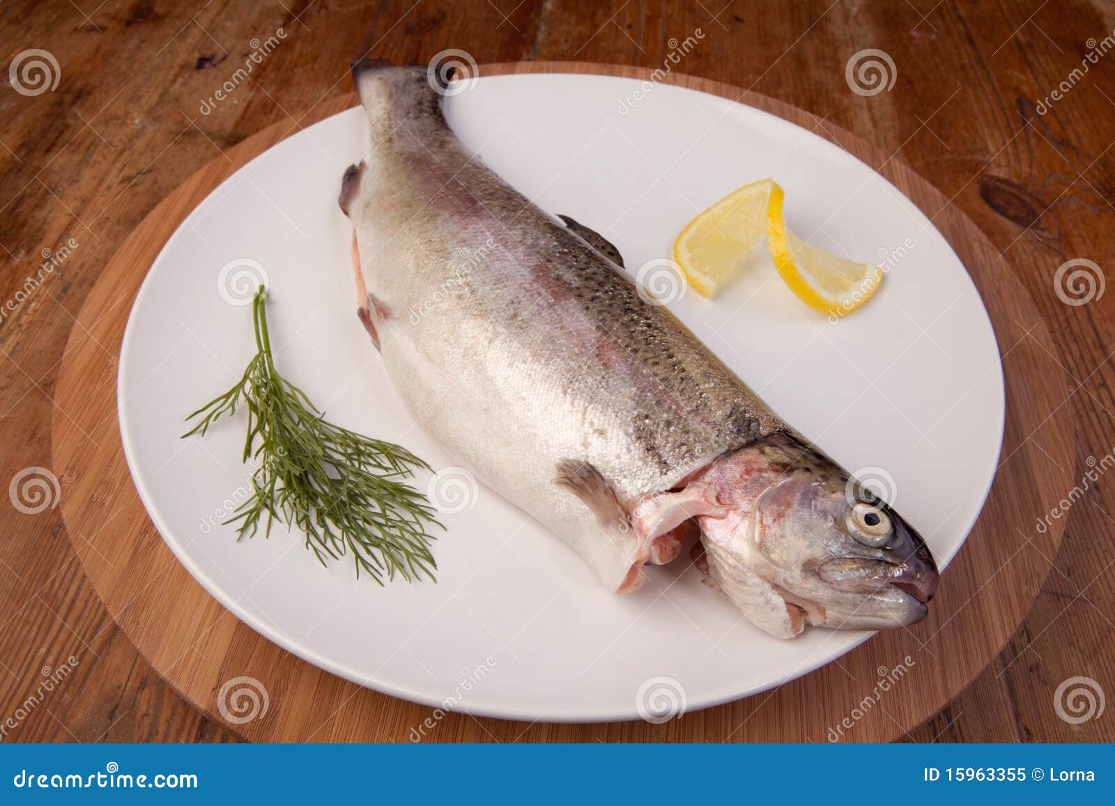 Fish trout meal plate stock image. Image of green, lunch 15963355