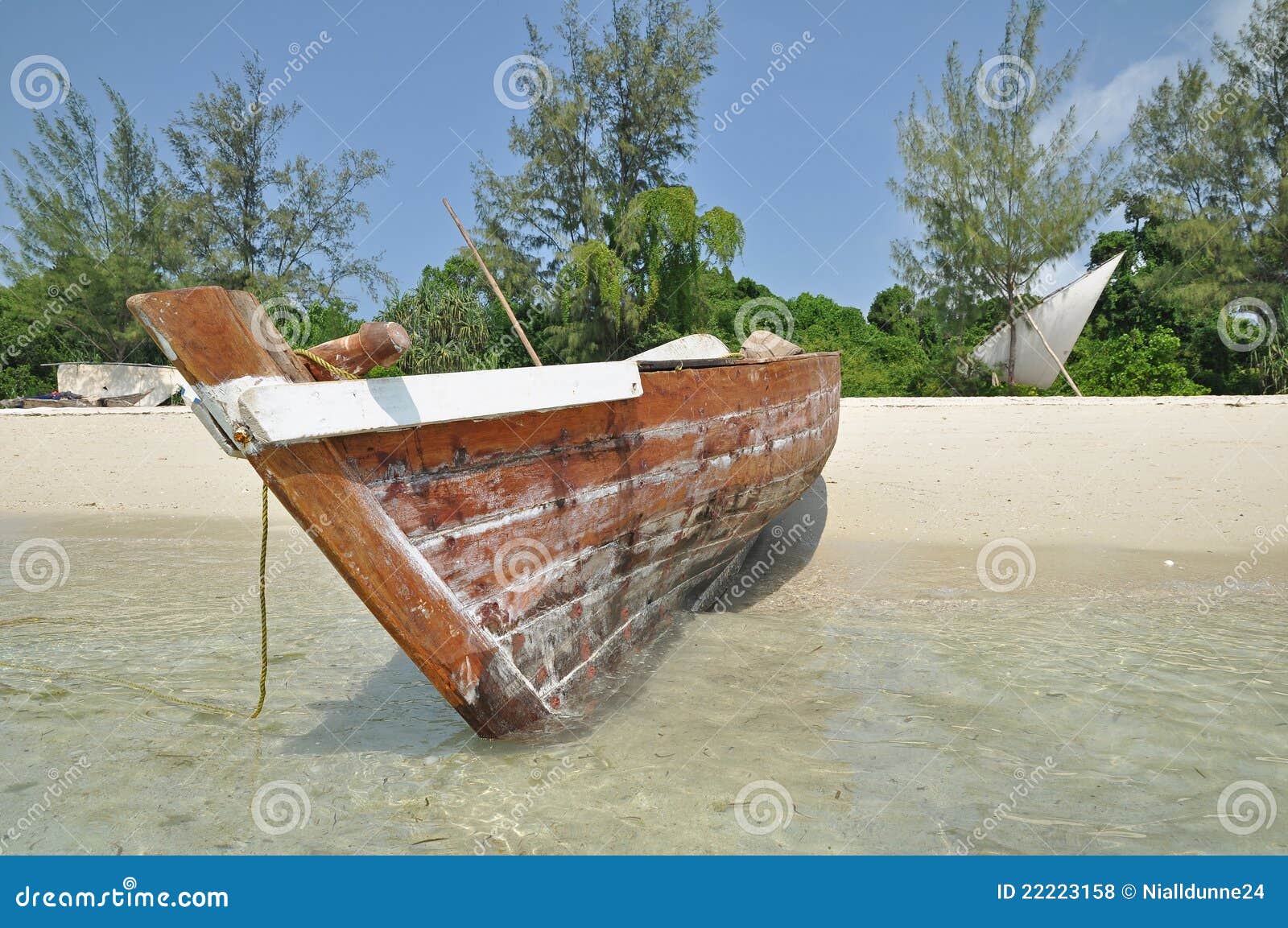 fishing boat in pemba