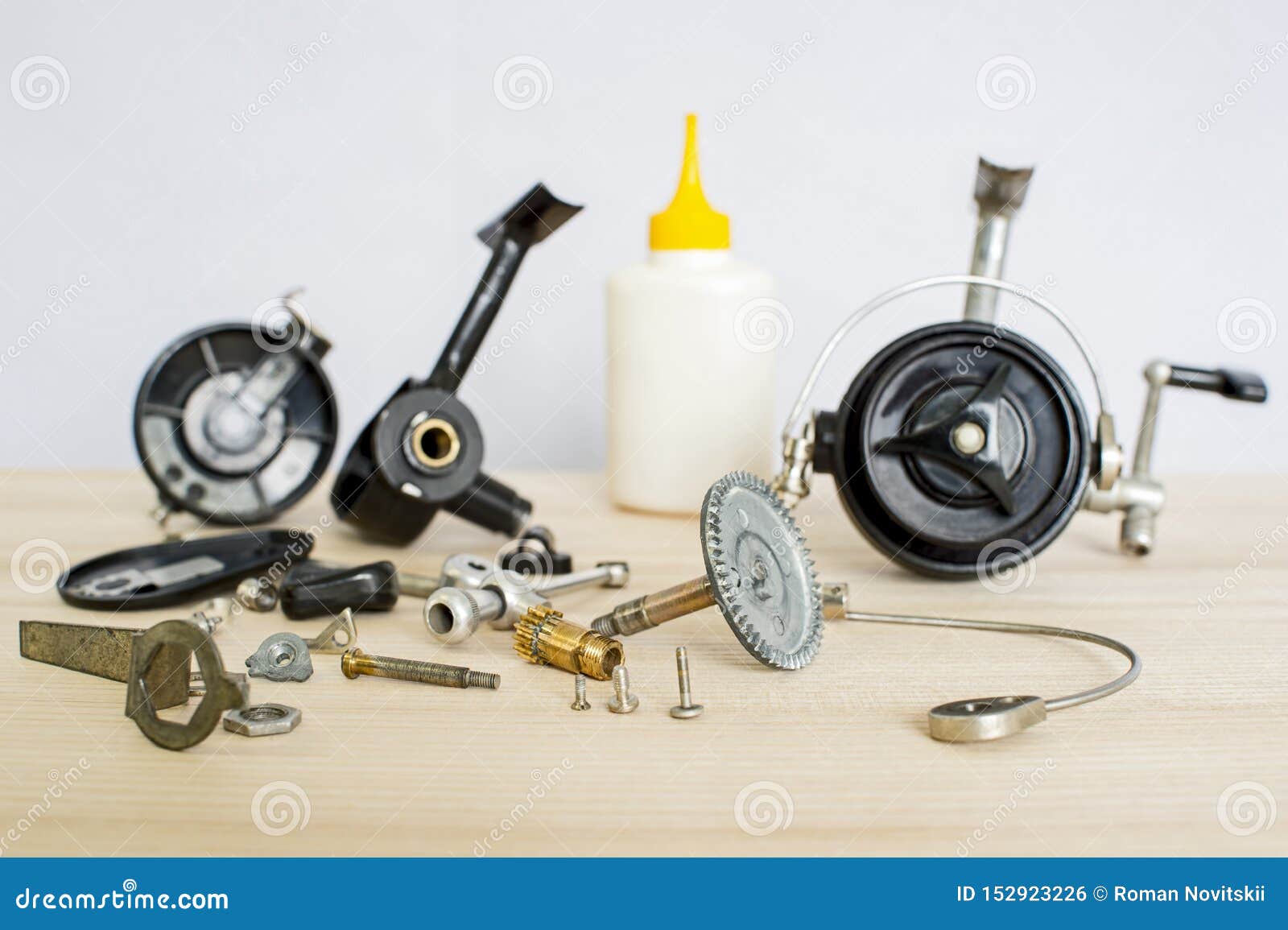 Fishing Reel Parts Images – Browse 1,045 Stock Photos, Vectors
