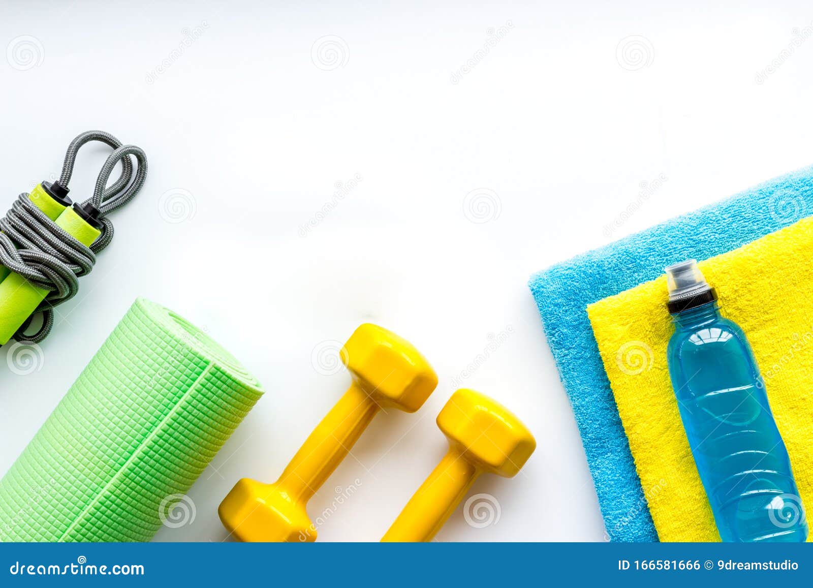 Fitness Background - Dumbbells, Jump Rope, Sport Carpet, Water Bottle - on  White Top-down Frame Copy Space Stock Photo - Image of object,  bodybuilding: 166581666