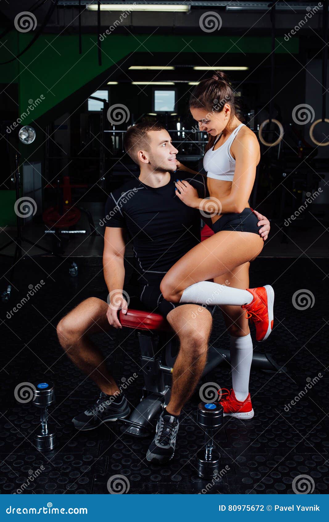 Bodybuilder Posing Gym Stock Photo 560722978 | Shutterstock