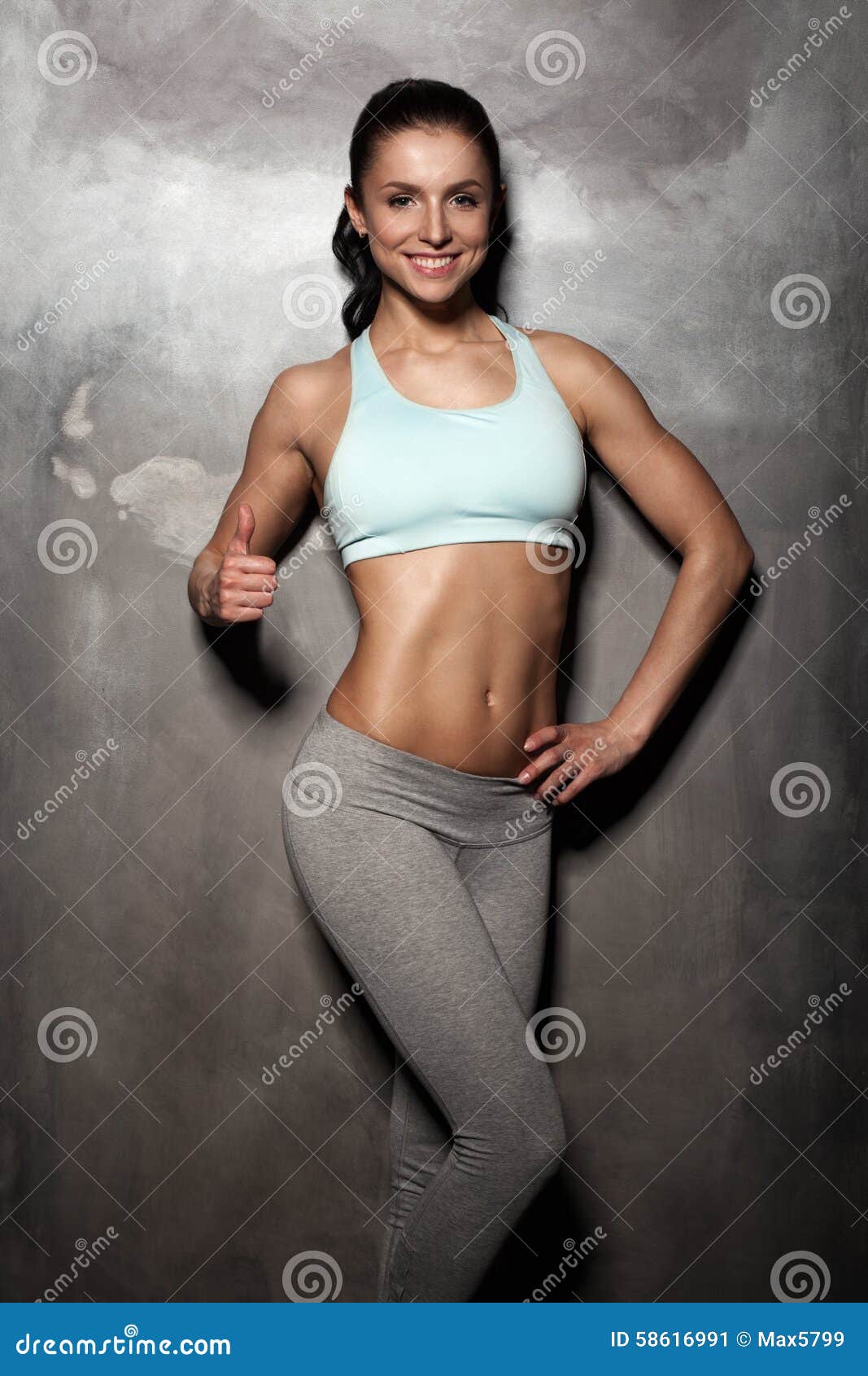 Muscular Women Thumbs 72