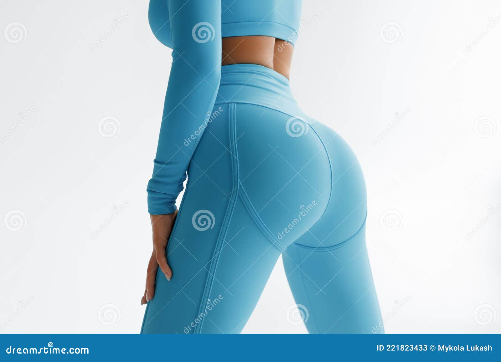 big ass in tight pants nude photo