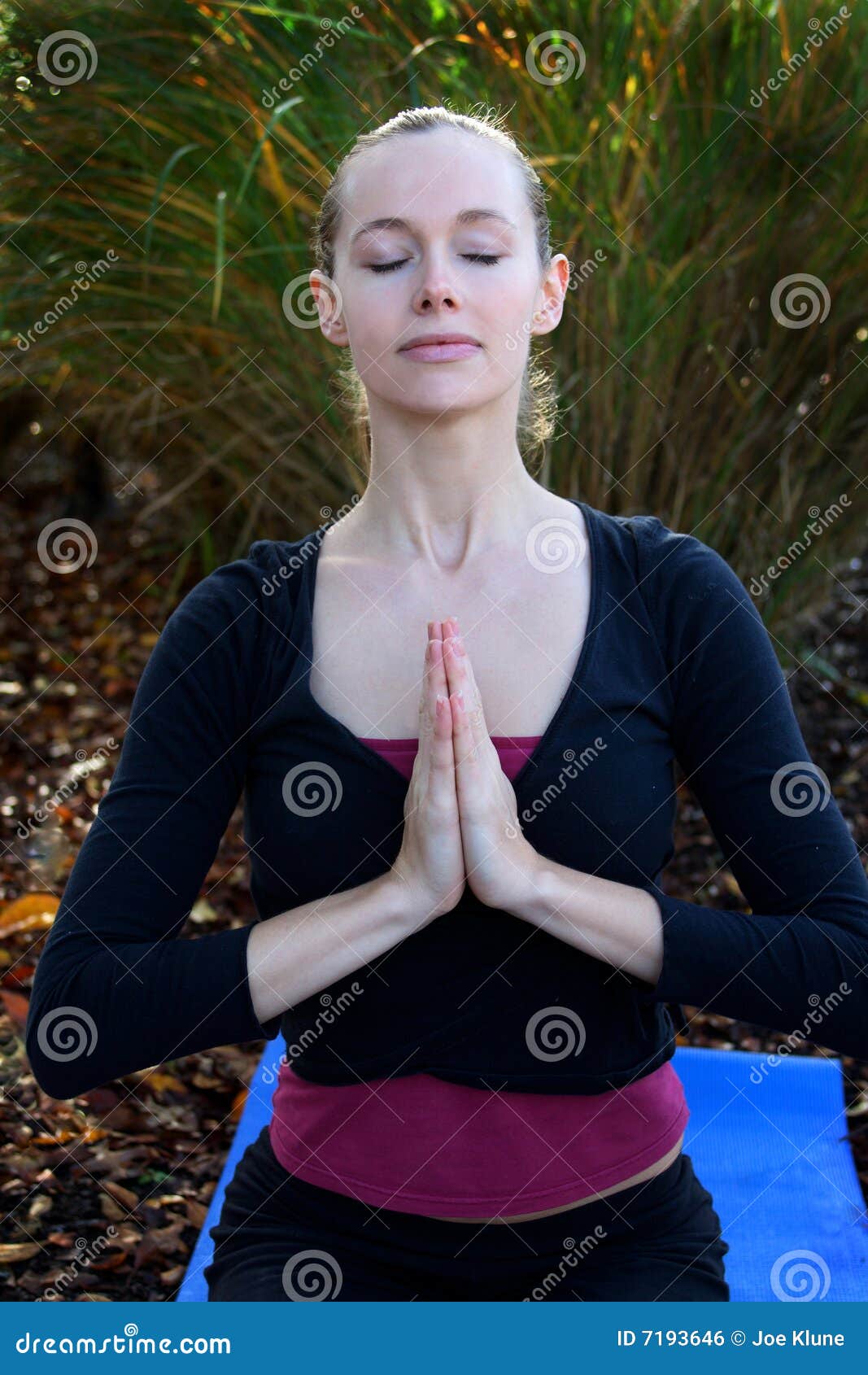 Fitness portrait stock photo. Image of stretch, body, exercise - 7193646