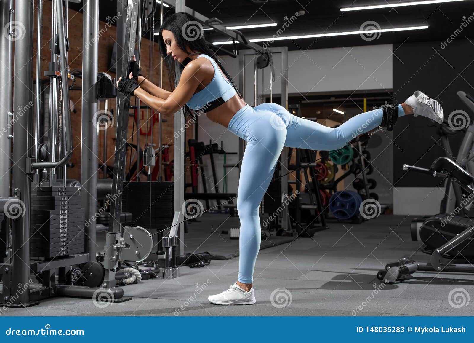 30,941 Fitness Leggings Stock Photos - Free & Royalty-Free Stock Photos  from Dreamstime