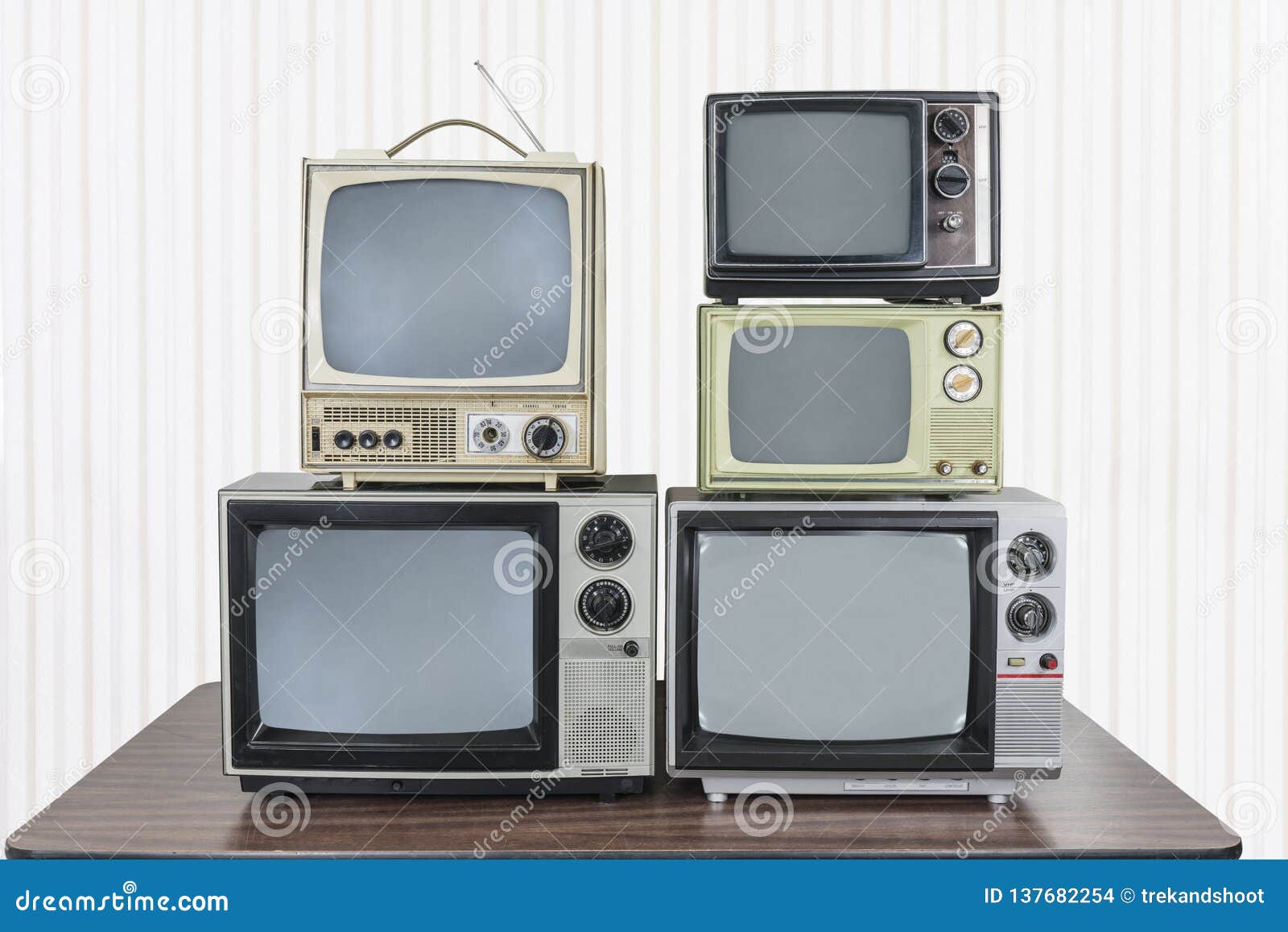 52+ Thousand Cable Tv Royalty-Free Images, Stock Photos & Pictures
