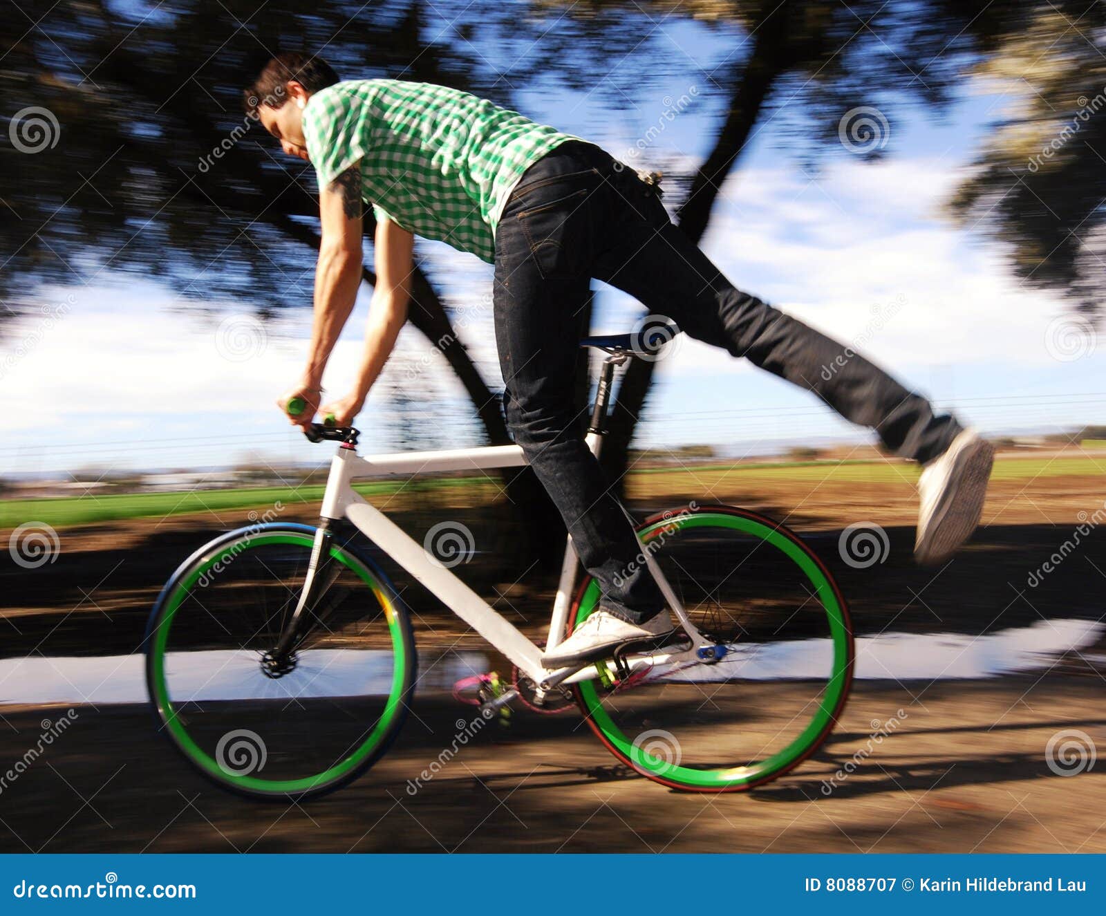 Fixed Gear Cyclist stock image. Image of movement, individual 8088707