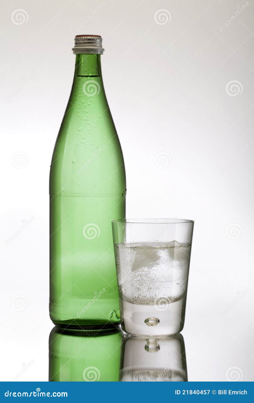 Fizzy water stock image. Image of drink, condensation 21840457