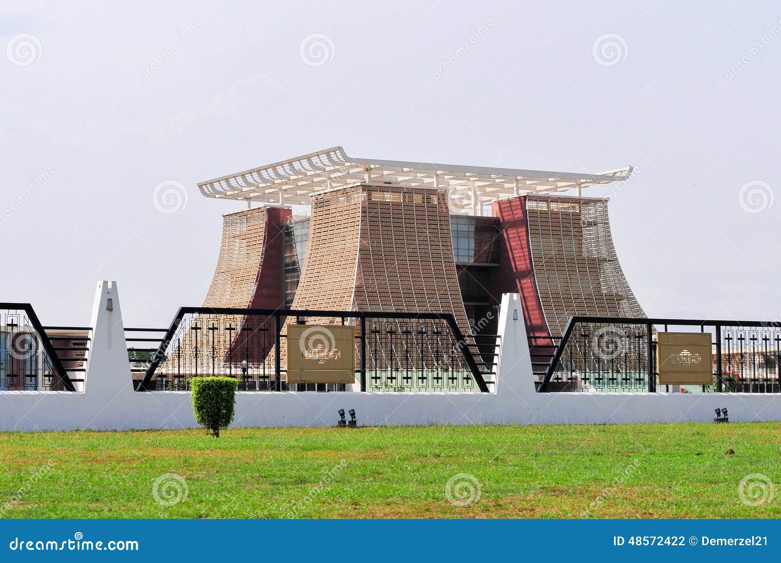 The Flagstaff House - Presidential Palace of Ghana Stock Photo - Image of travel, residence: 48572422