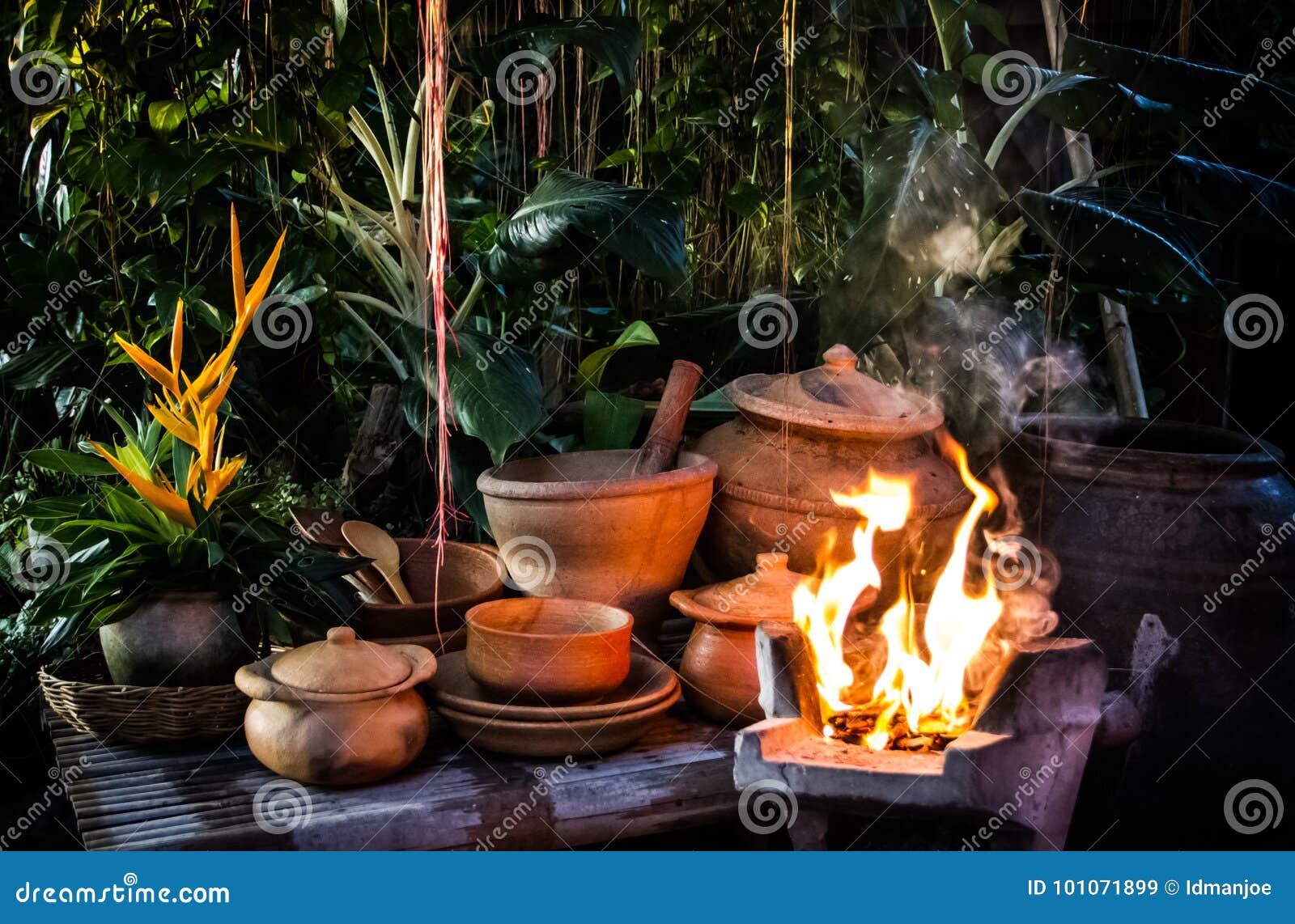 Earthen kitchen stock image. Image of mortar, pottery 101071899