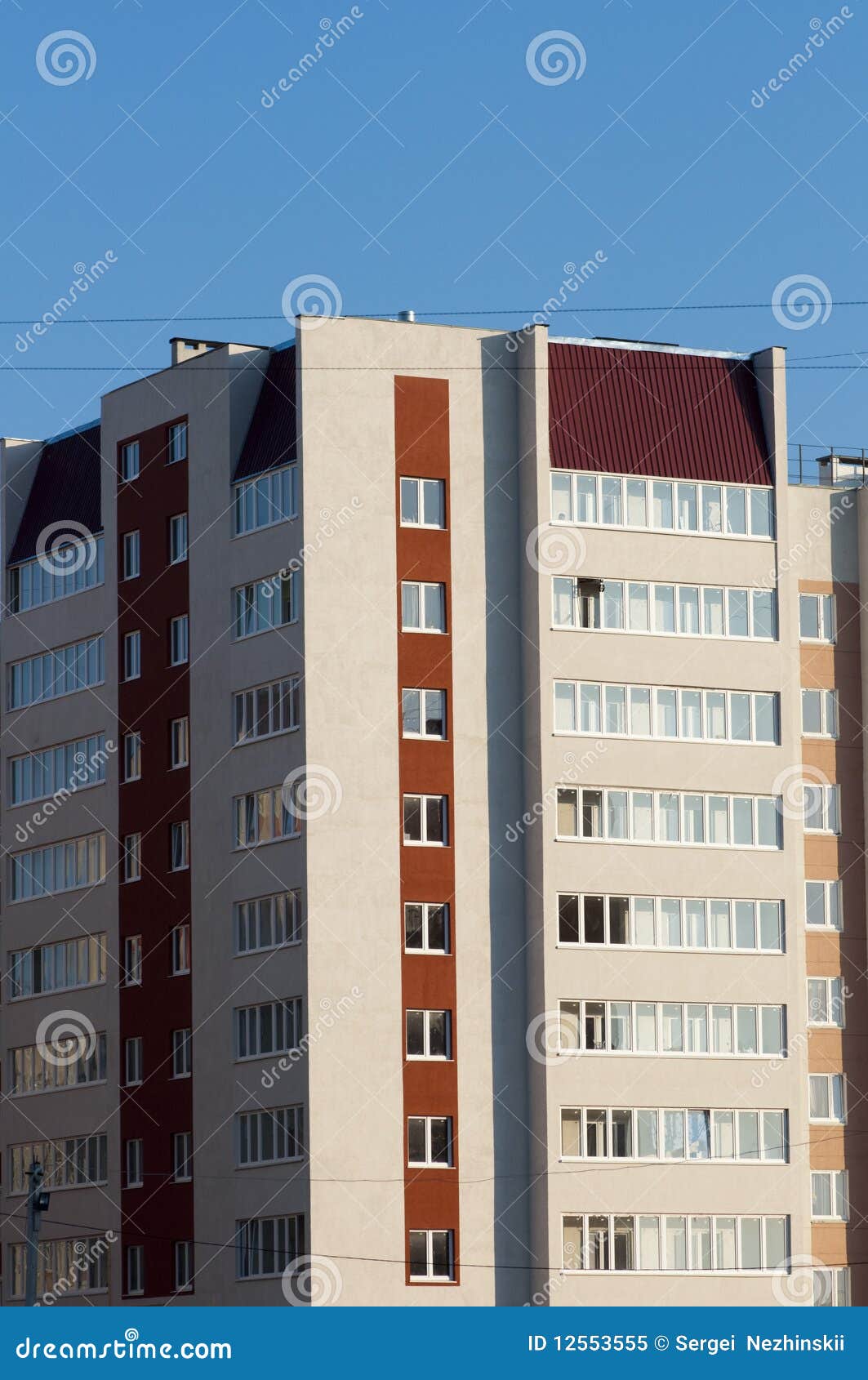 Flat stock afbeelding. Image of stad, stedelijk, gebouw - 12553555