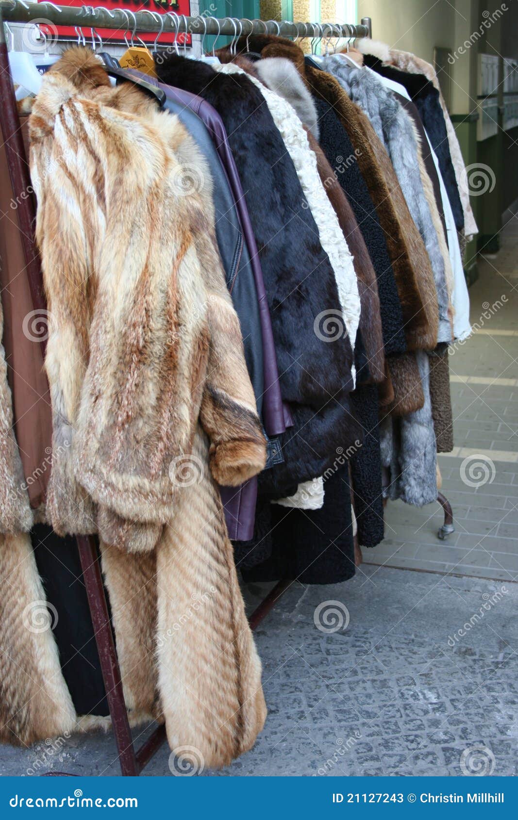 Flee Market fur coats stock image. Image of coat, kreuzberg 21127243