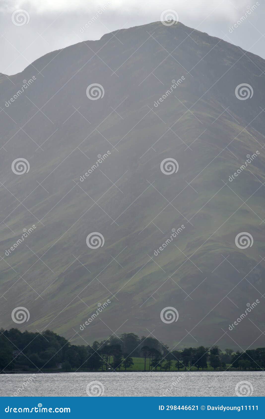fleetwith pike above buttermere