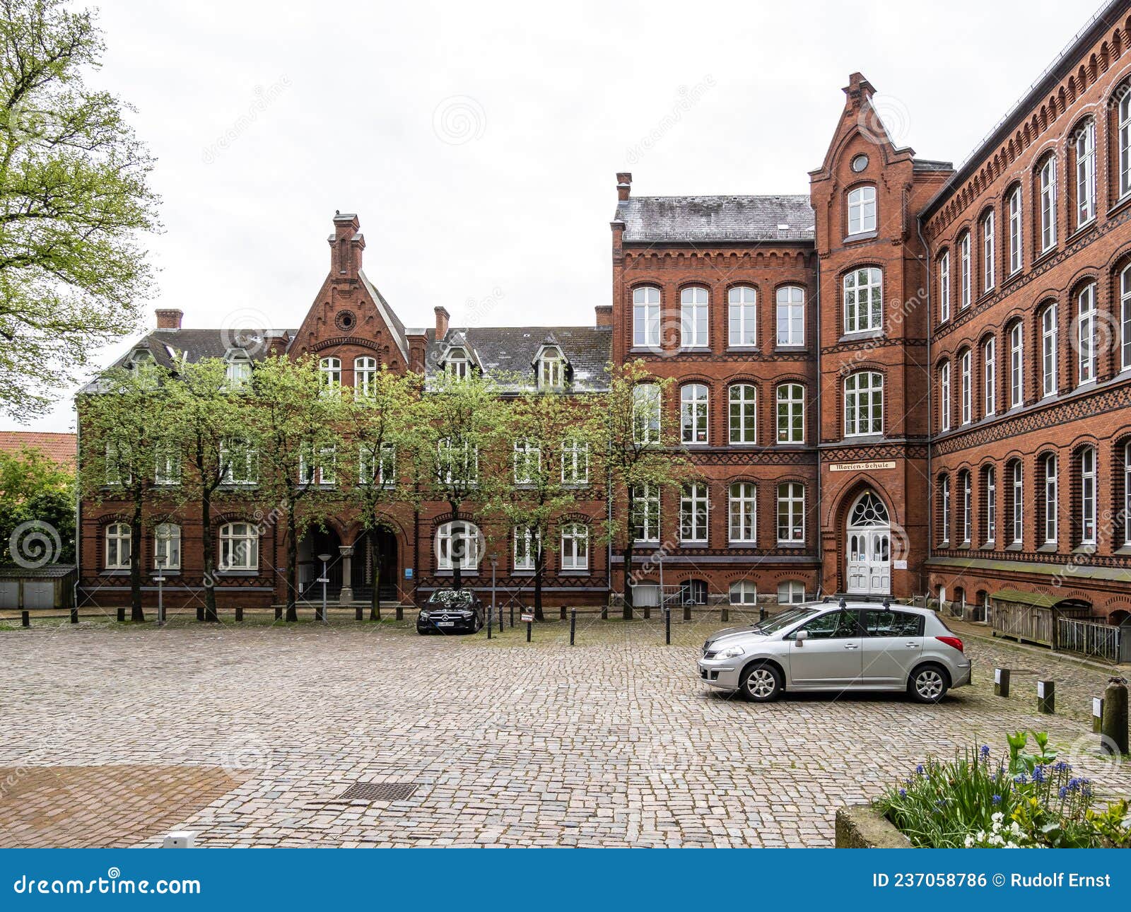 Flensburg Alemania 27 De Mayo De 2021 Edificio Escolar De Maria En