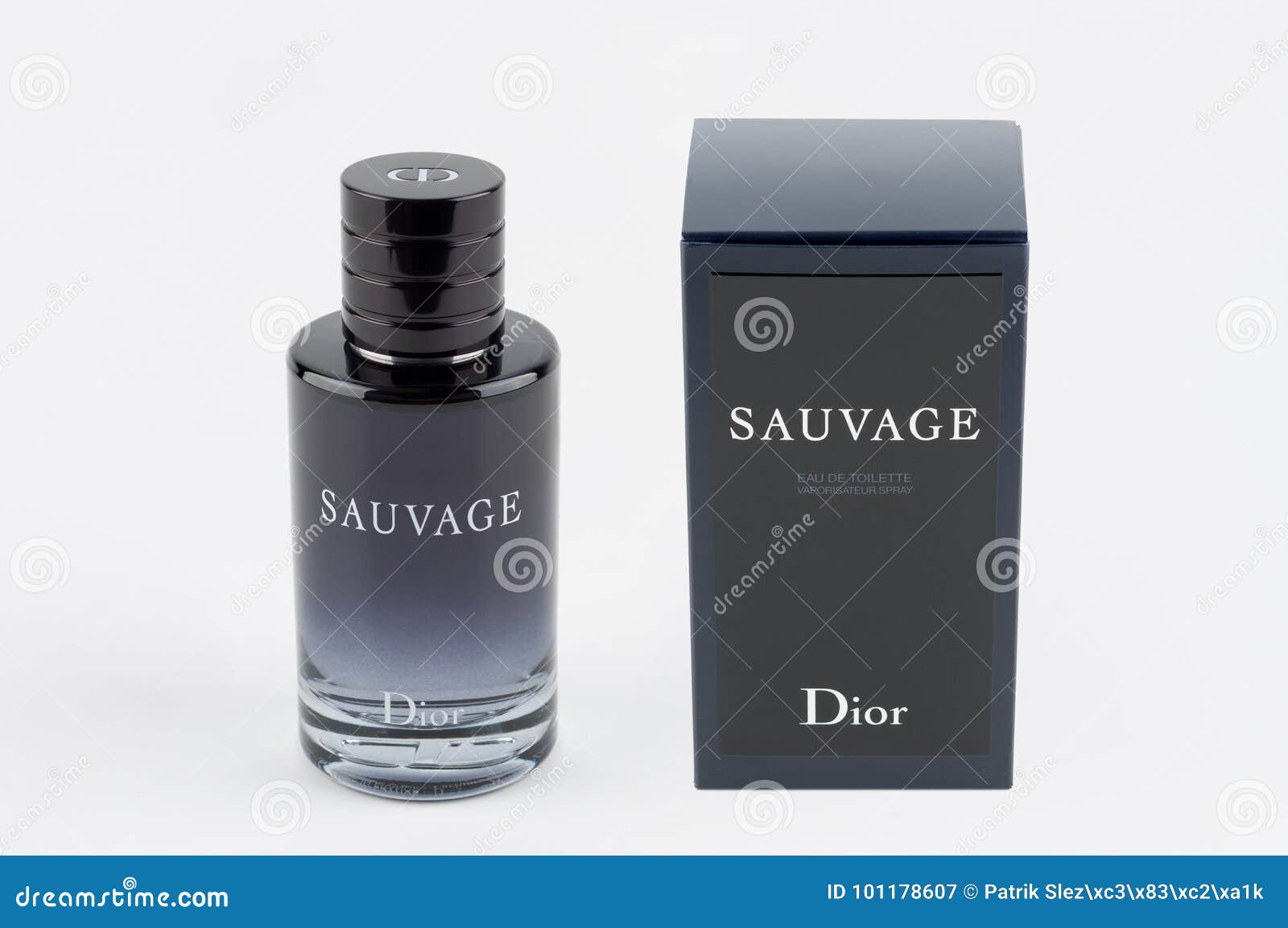 Fles En Doos Van Christian Dior Sauvage EDT Voor Mensen Redactionele ...