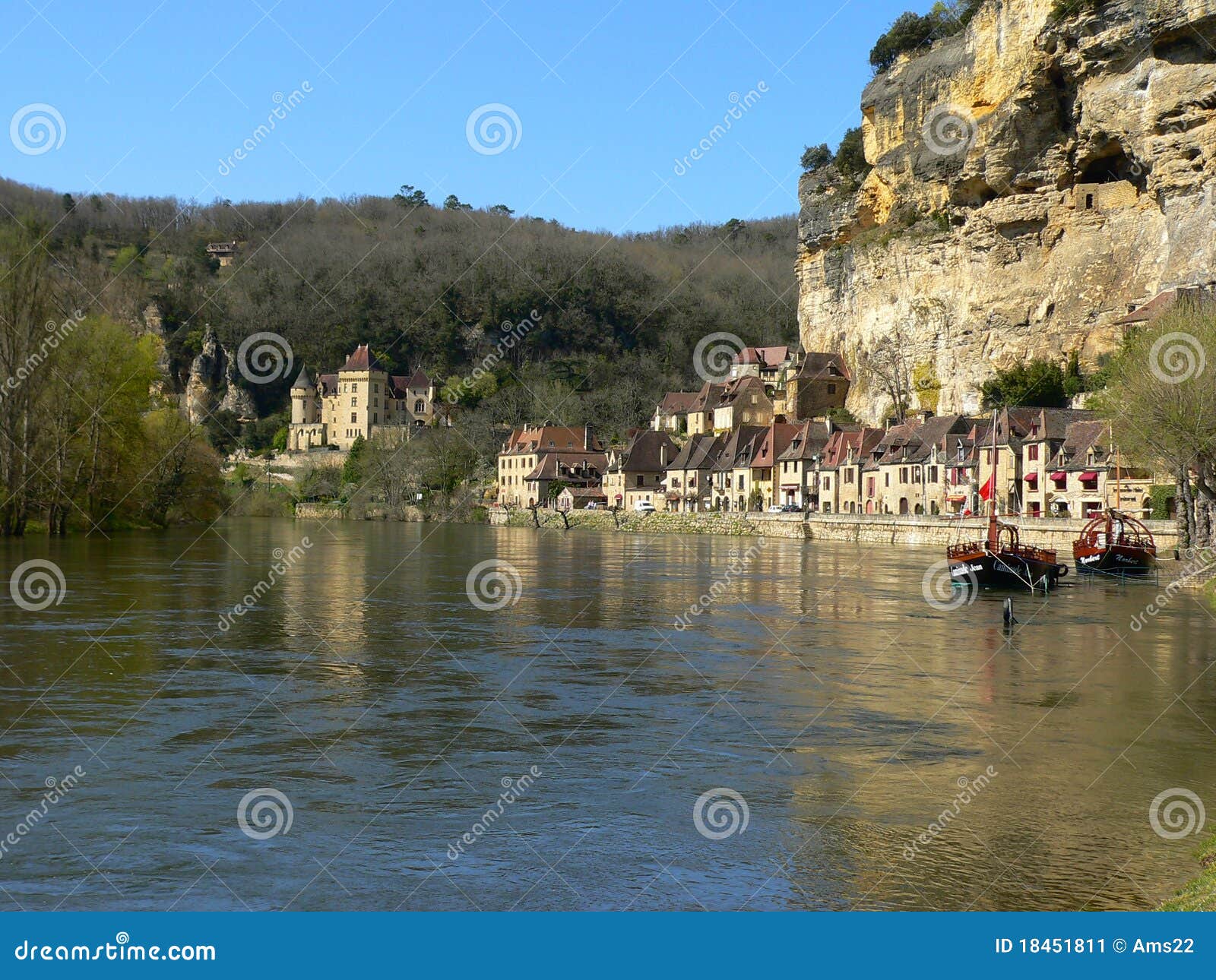 fleuve de la dordogne