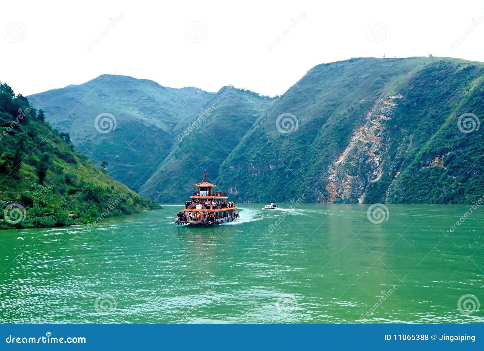 Fleuve De Yang Tsé Kiang Three Petit Three Photo stock Image du trois
