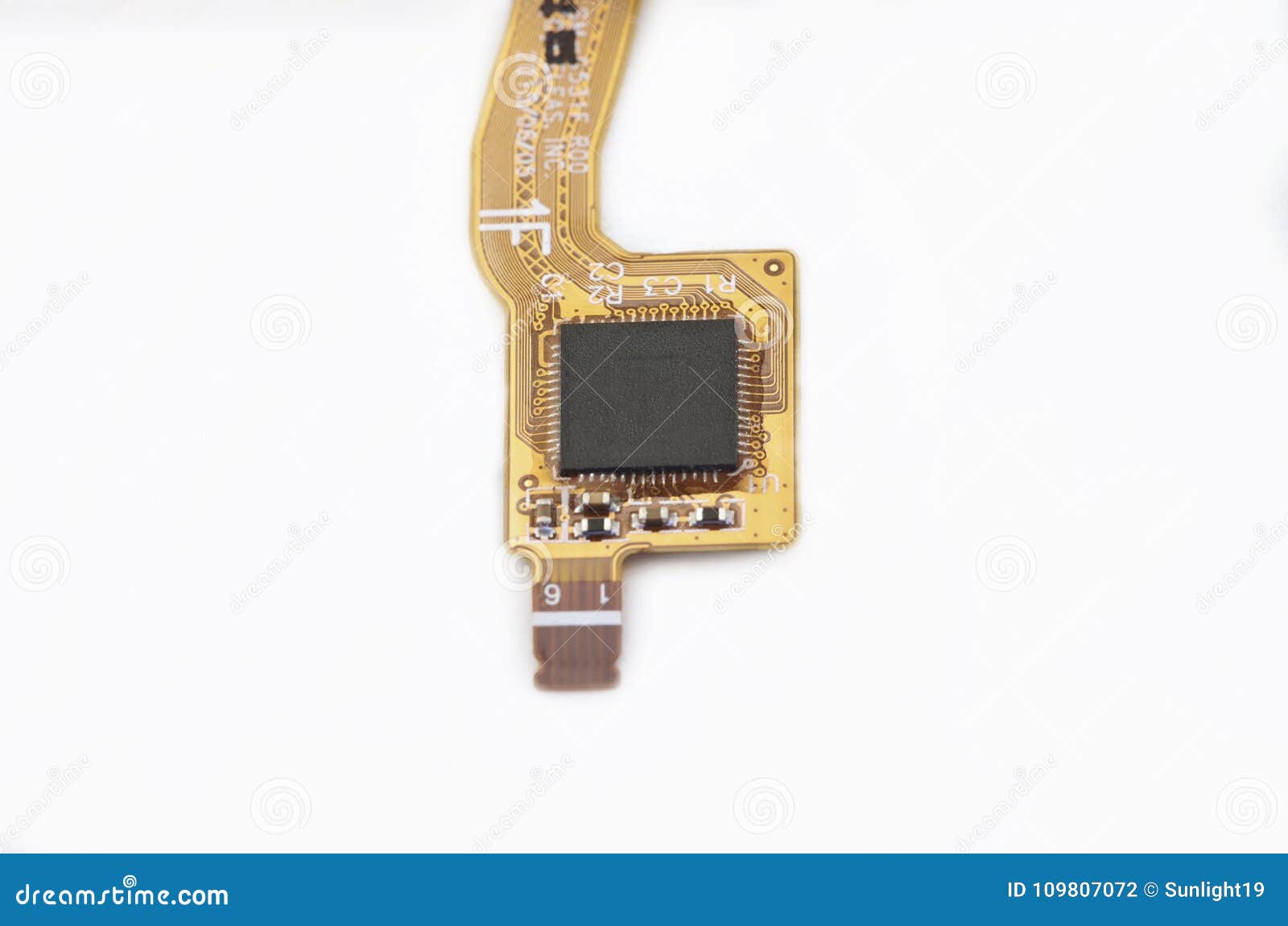 a flexed printed circuit board & x28;fpc& x29;, electronic connector.