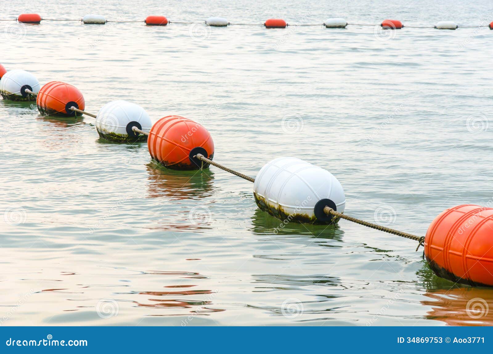 https://thumbs.dreamstime.com/z/floating-buoy-sea-white-red-34869753.jpg