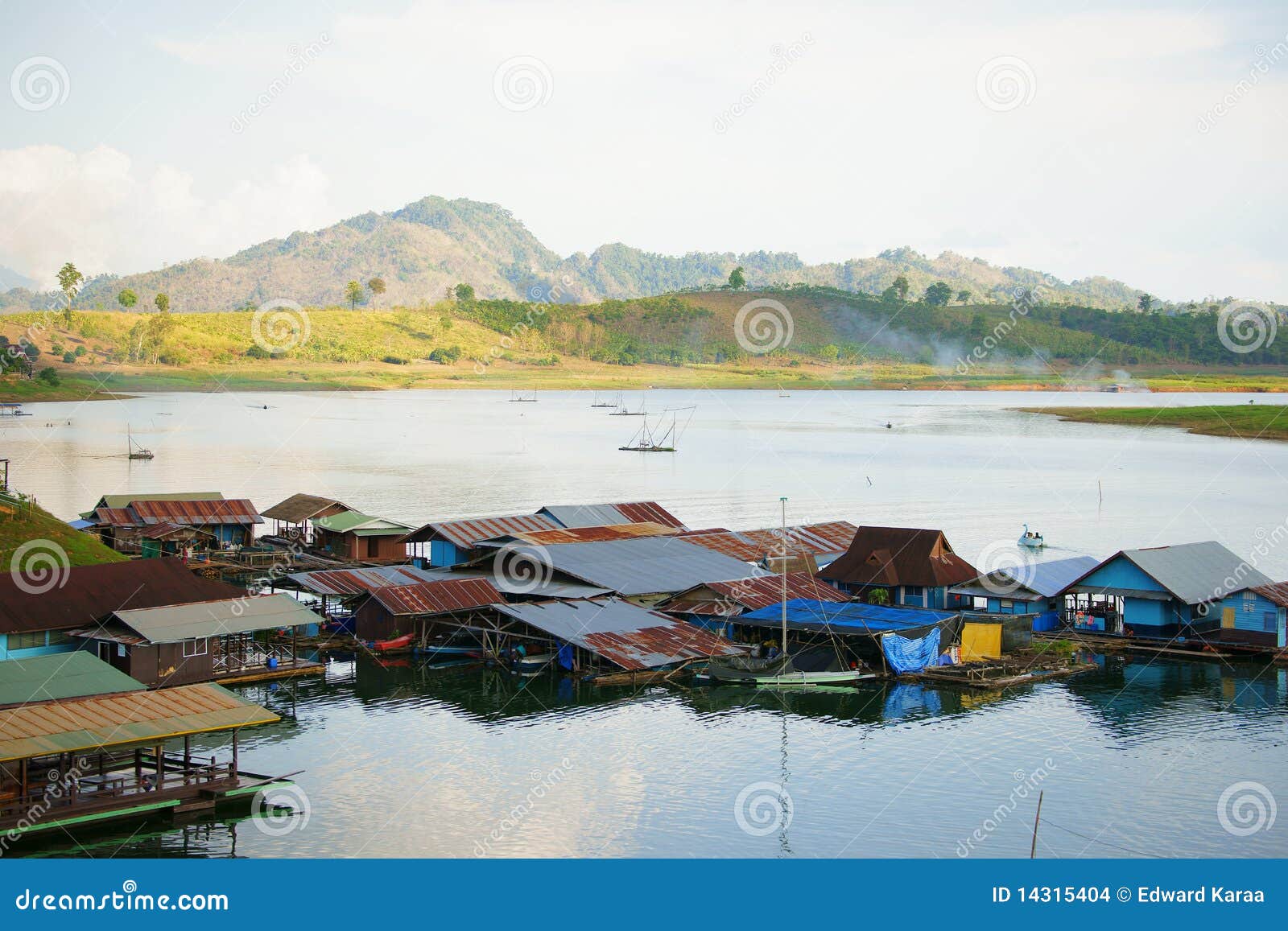 floating houses, wangka, mon minority village