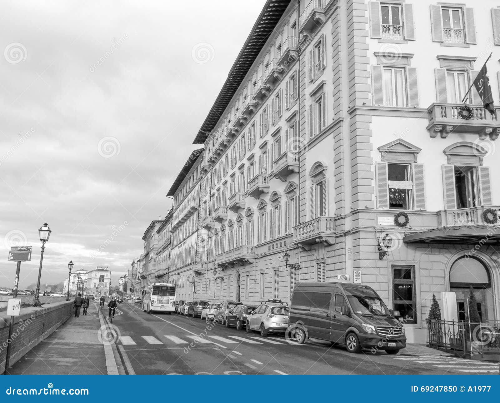 Florence city centre editorial image. Image of history - 69247850