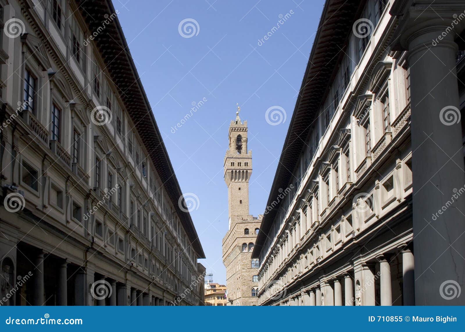 florence - palazzo vecchio and uffizi gallery