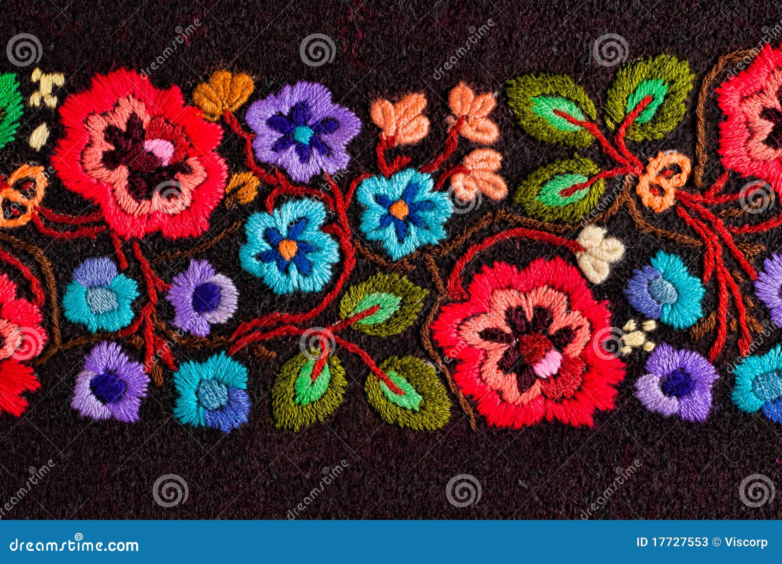 Flores bordadas imagem de stock. Imagem de fibra, detalhe - 17727553