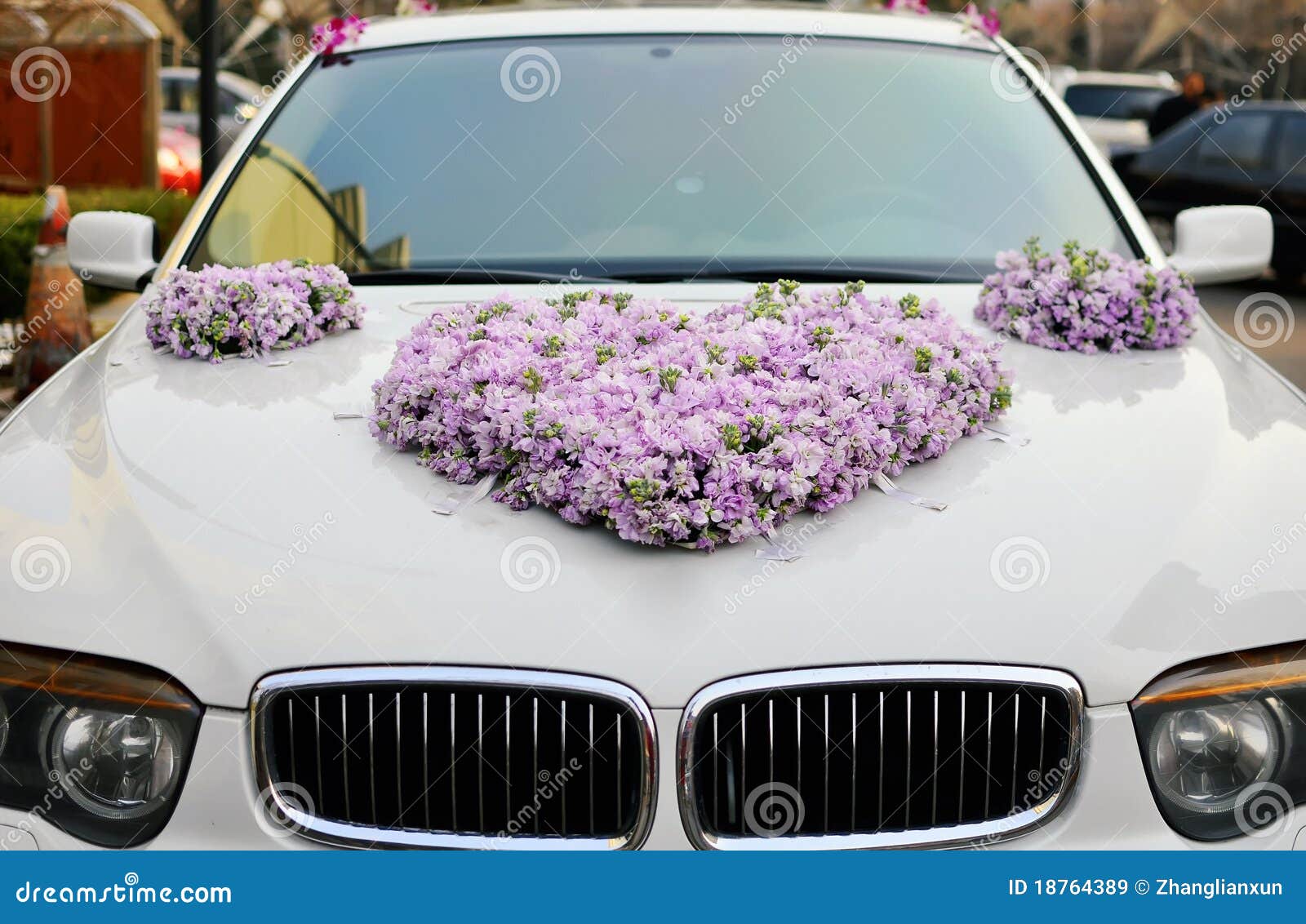Flores Del Coche De La Boda Imagen de archivo Imagen de ceremonias