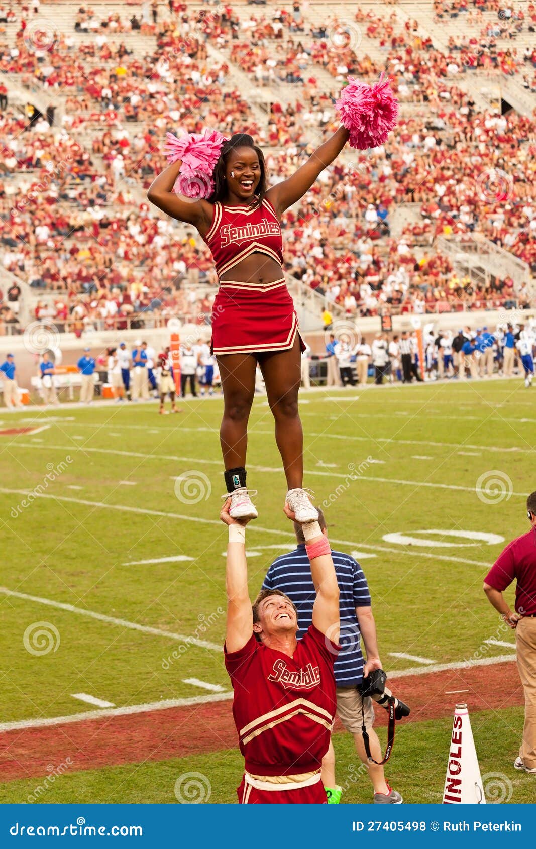 Florida State University Cheerleading Squad Editorial Stock Photo Image of cheers, spectators