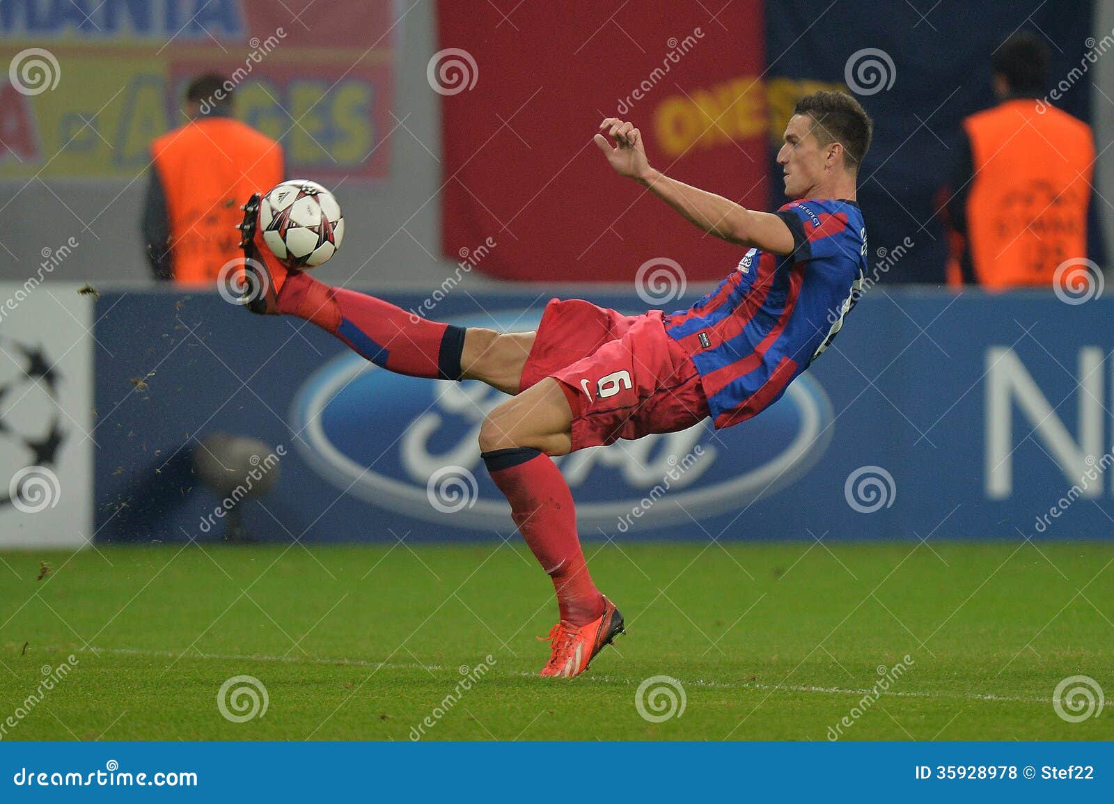 Fc steaua bucuresti hi-res stock photography and images - Alamy