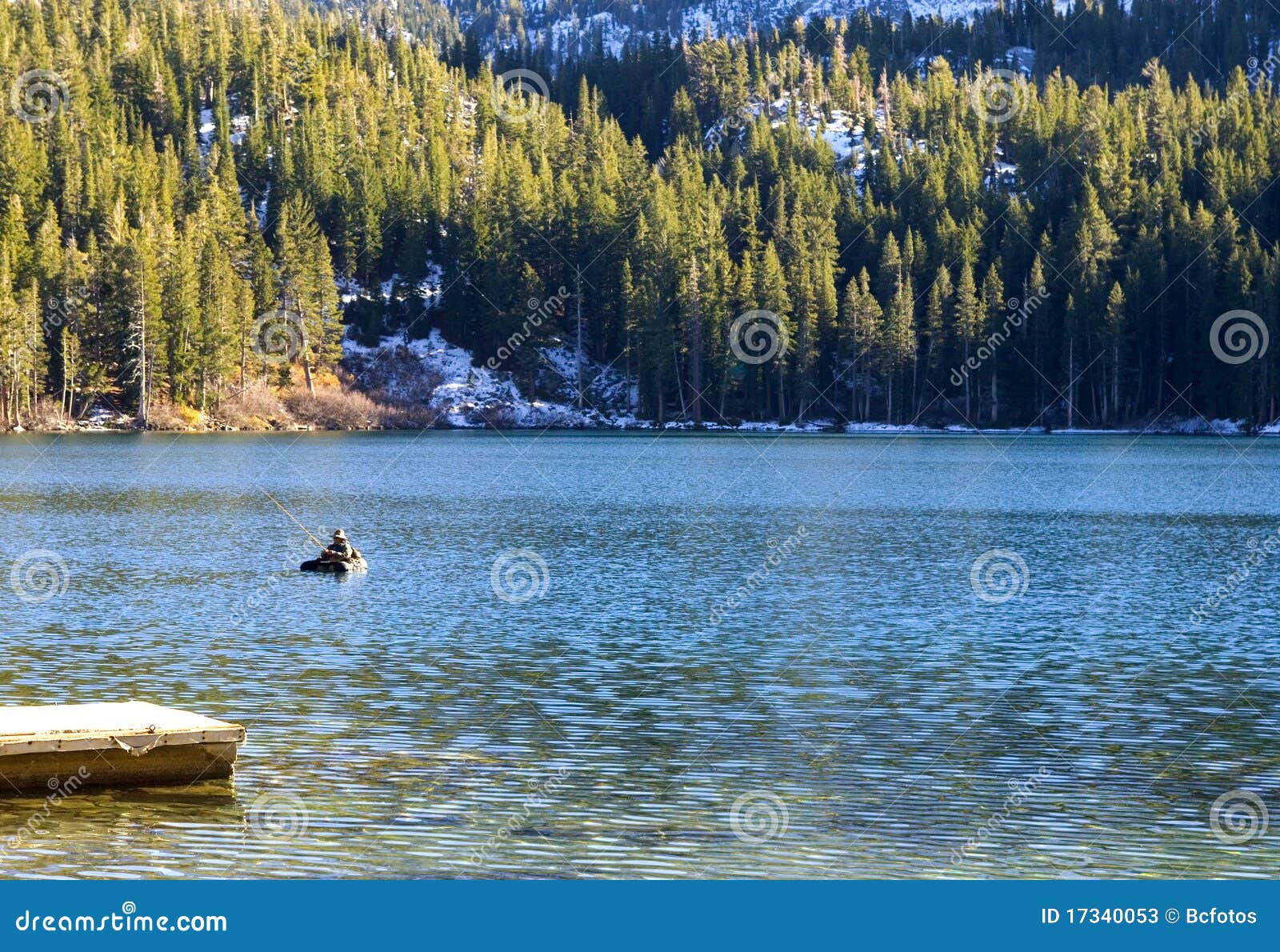 Flow Tubing at a Lake stock image. Image of mammoth, flow 17340053