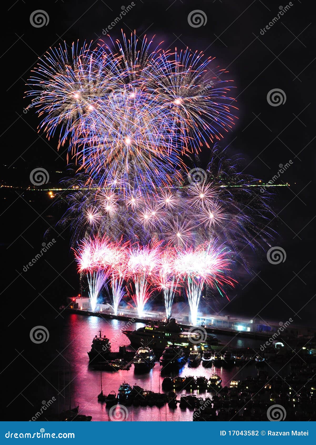 Flower shaped fireworks stock photo. Image of fireworks 17043582