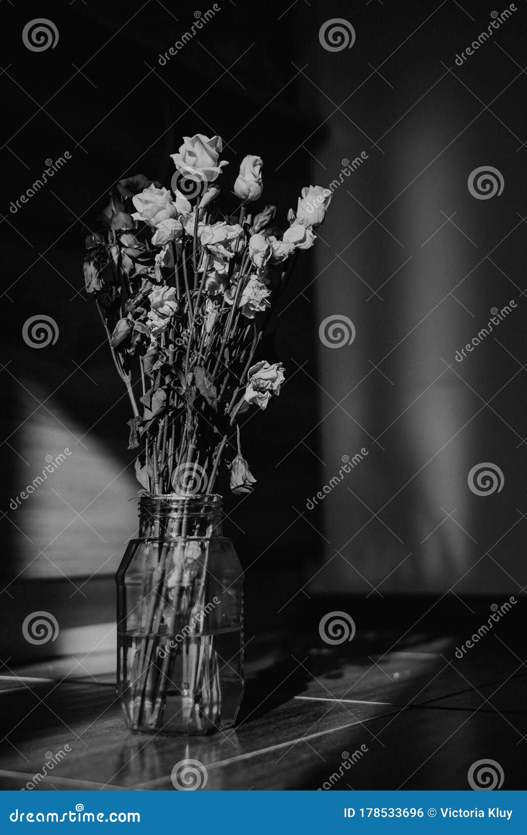 Flowers in vase stock photo. Image of vase, details 178533696