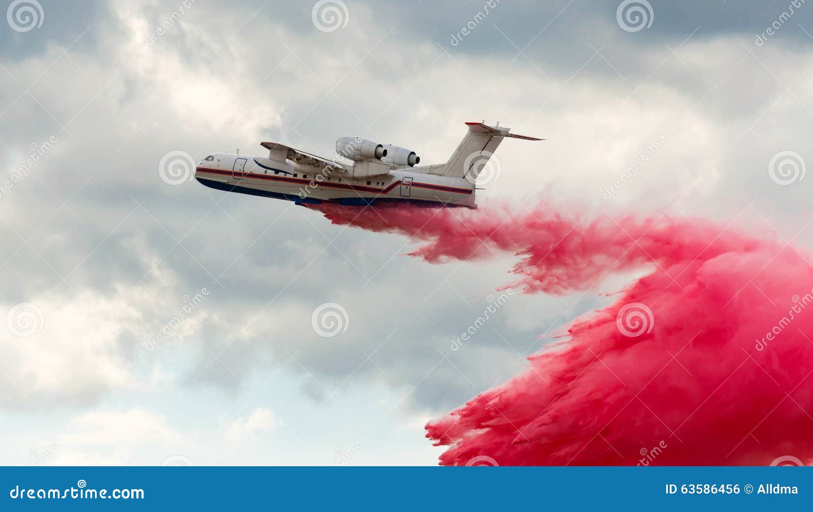 flying aerial firefighting pour water