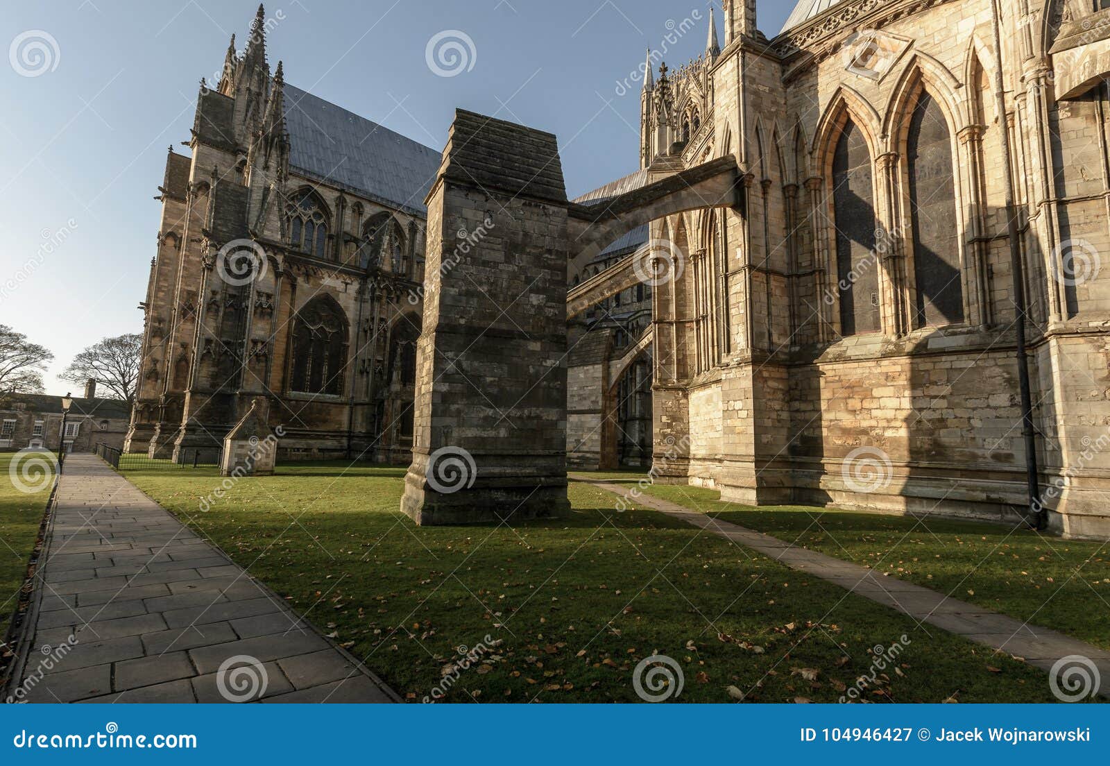 flying buttress of lincoln cathedral a