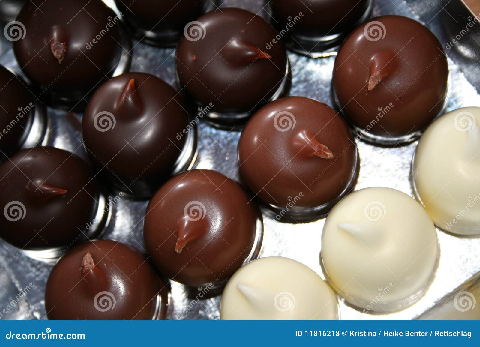 Foam kisses stock photo. Image of chocolate, dickmann 11816218