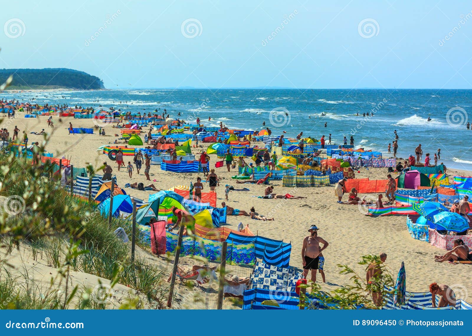 Folla Sul Mare SpiaggiaPoloniabaltico Immagine Editoriale Immagine di sunbath, esterno 89096450