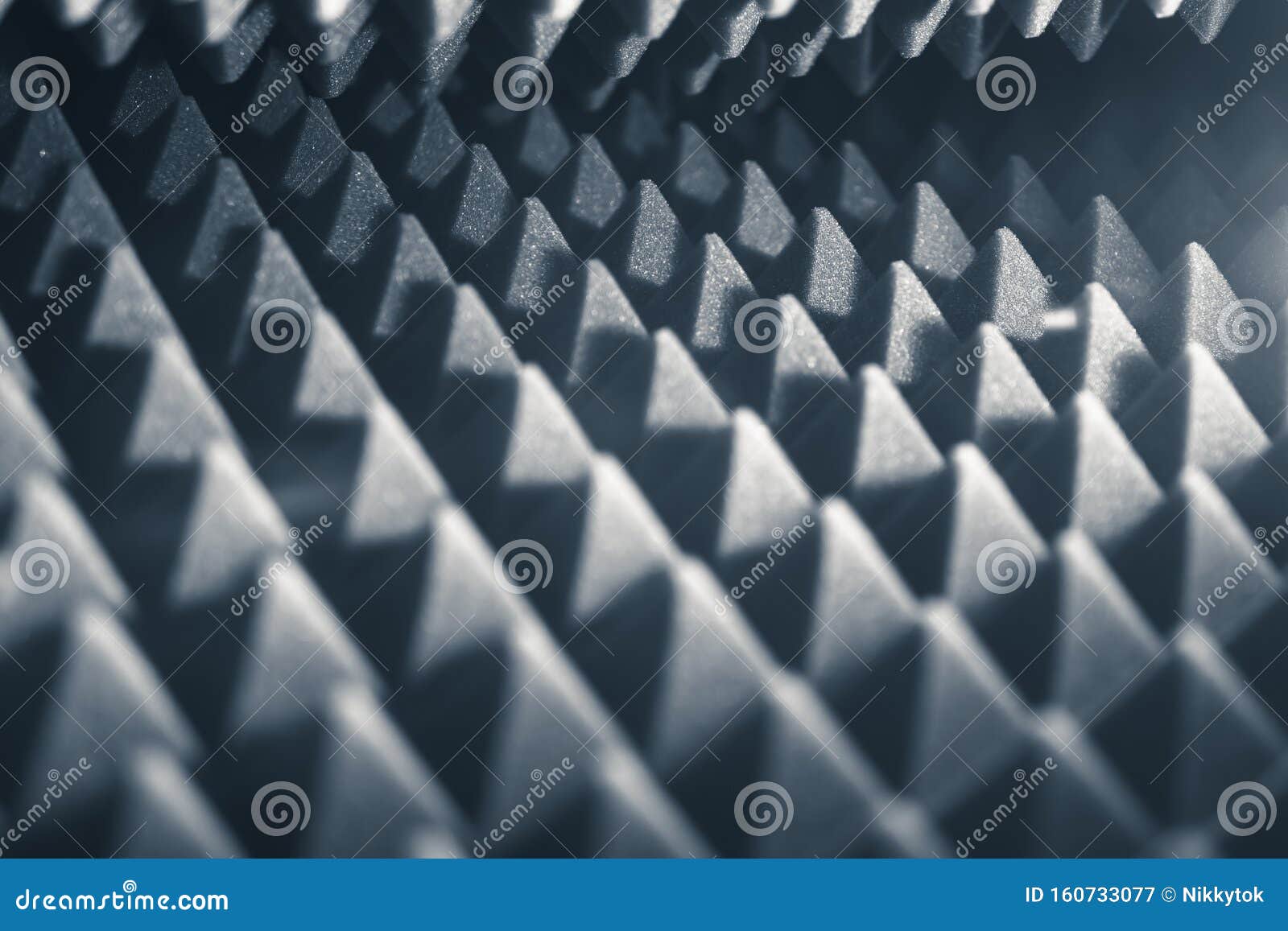 Mousse acoustique Pyramide