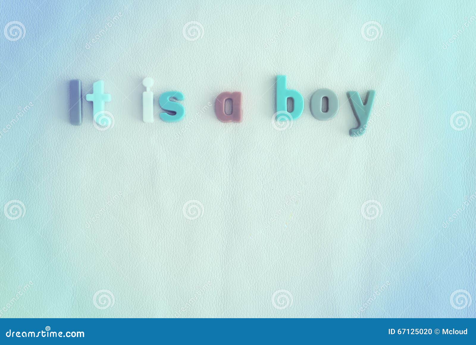 Fond Colore Pour Le Bebe Garcon Avec Des Lettres C Est Un Garcon Photo Stock Image Du Abstrait Personne Fond Colore Pour Le Bebe Garcon Avec Des Lettres C Est Un Garcon Photo Stock Image Du Abstrait Personne