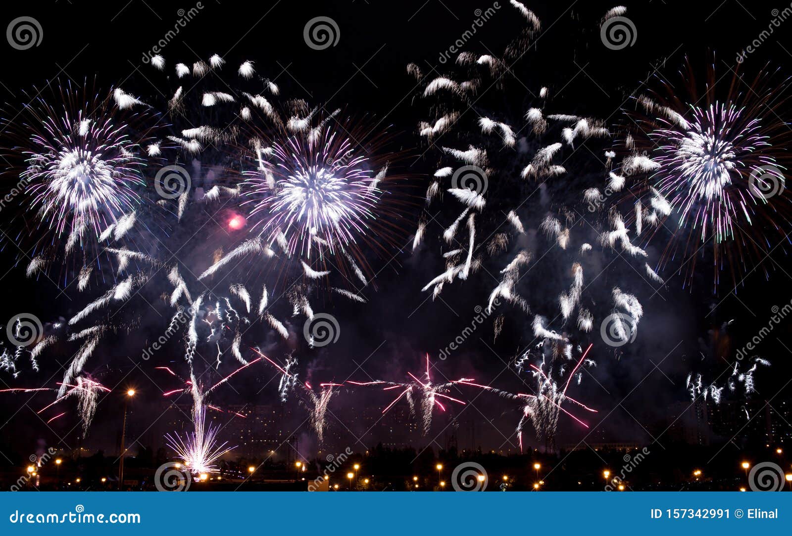 Fond De Feux D Artifice Anniversaire Du Festival Spectacle De Noel Du Nouvel An Vacances Lumineuses Image Stock Image Du Fond Juillet Fond De Feux D Artifice Anniversaire Du Festival Spectacle De Noel Du Nouvel An Vacances Lumineuses Image Stock Image Du Fond Juillet